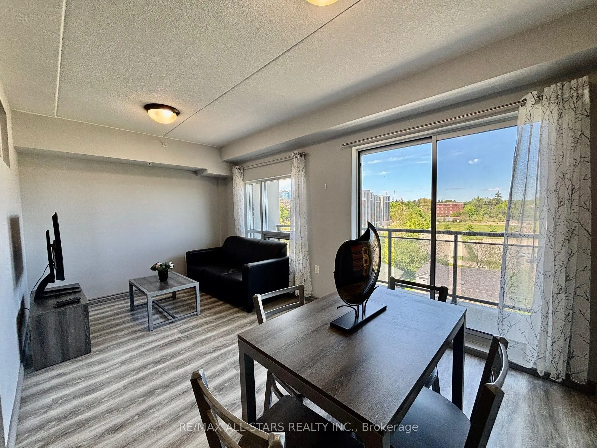 275 Larch Street #507