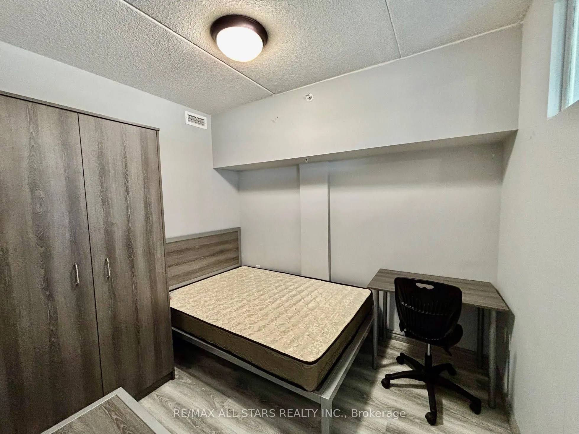 275 Larch Street #507