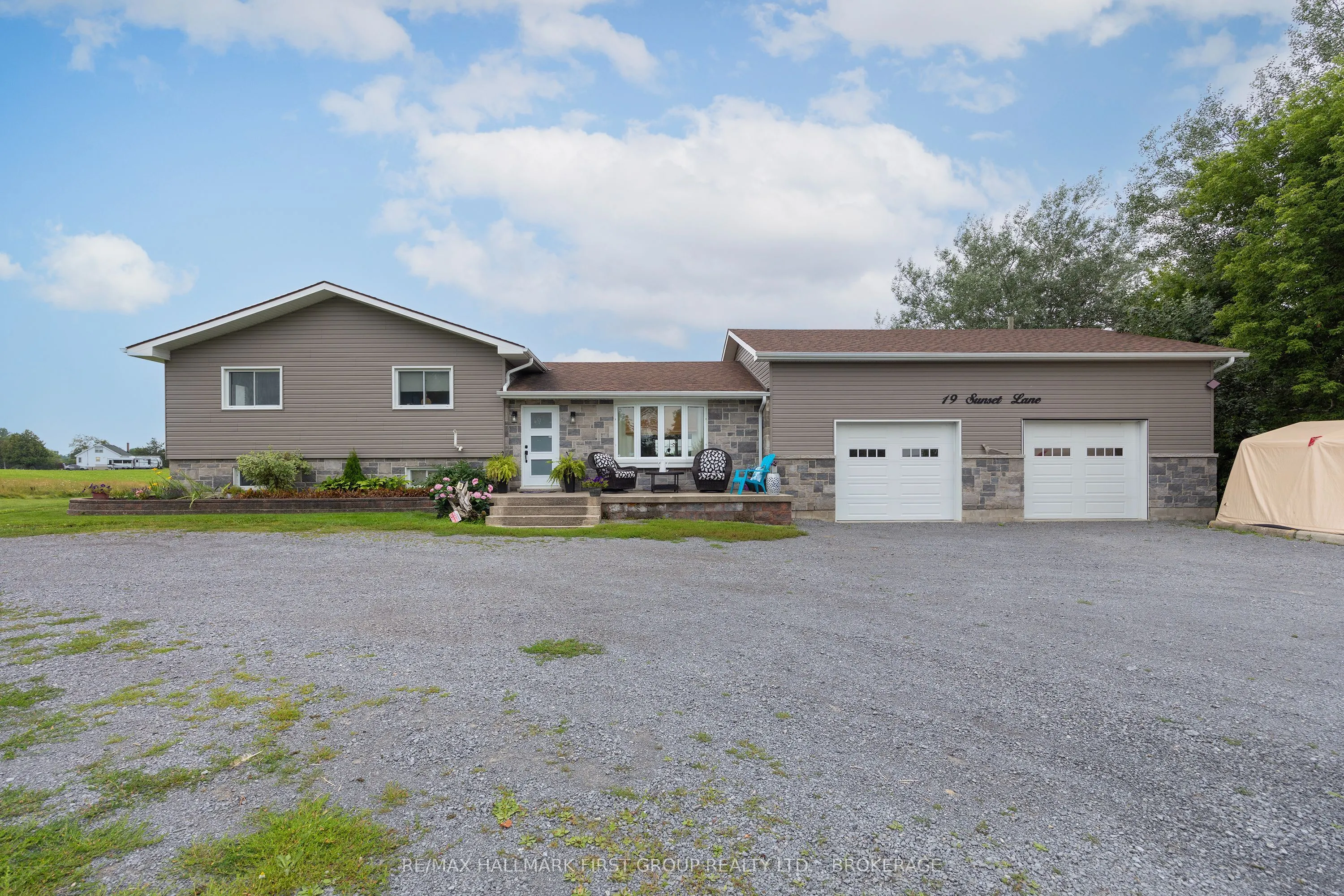 19 Sunset Lane