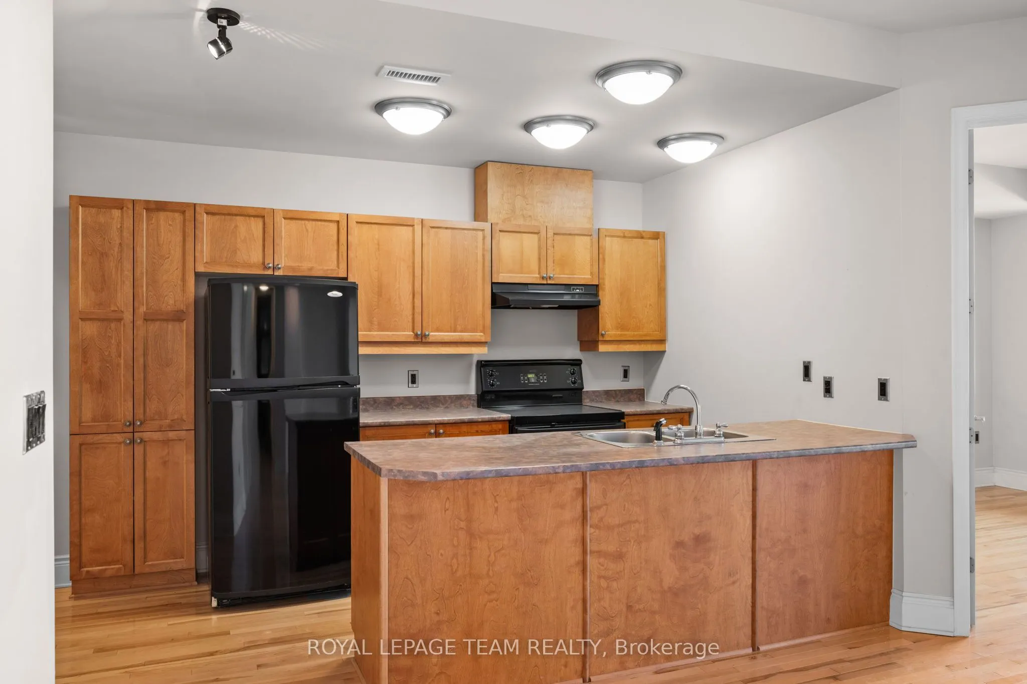 260 Besserer Street #202