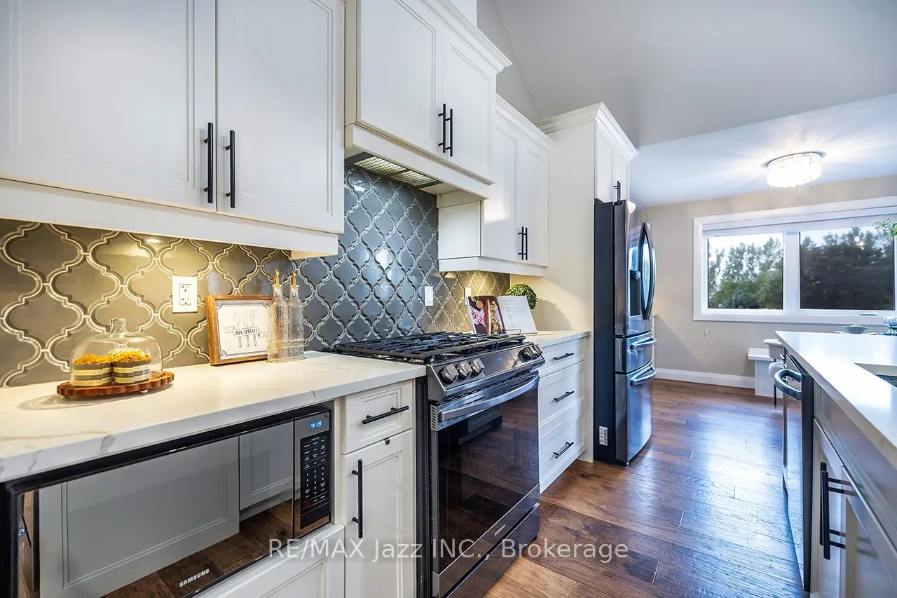 411 Sunset Crescent