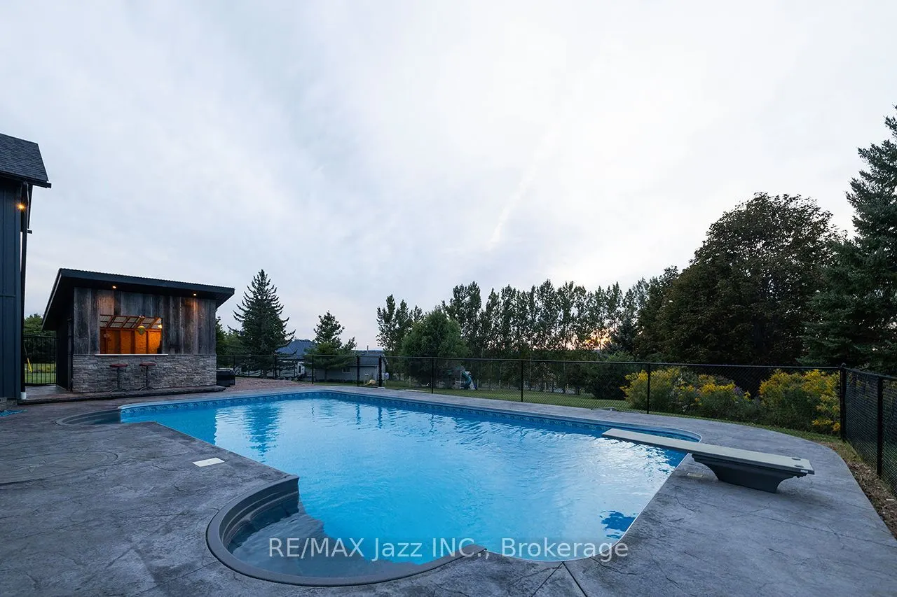 411 Sunset Crescent