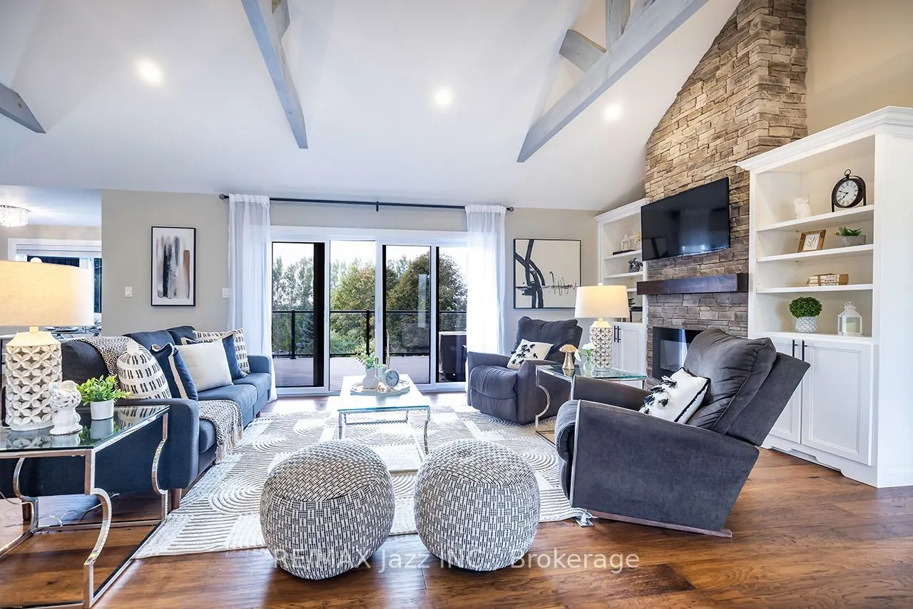 411 Sunset Crescent