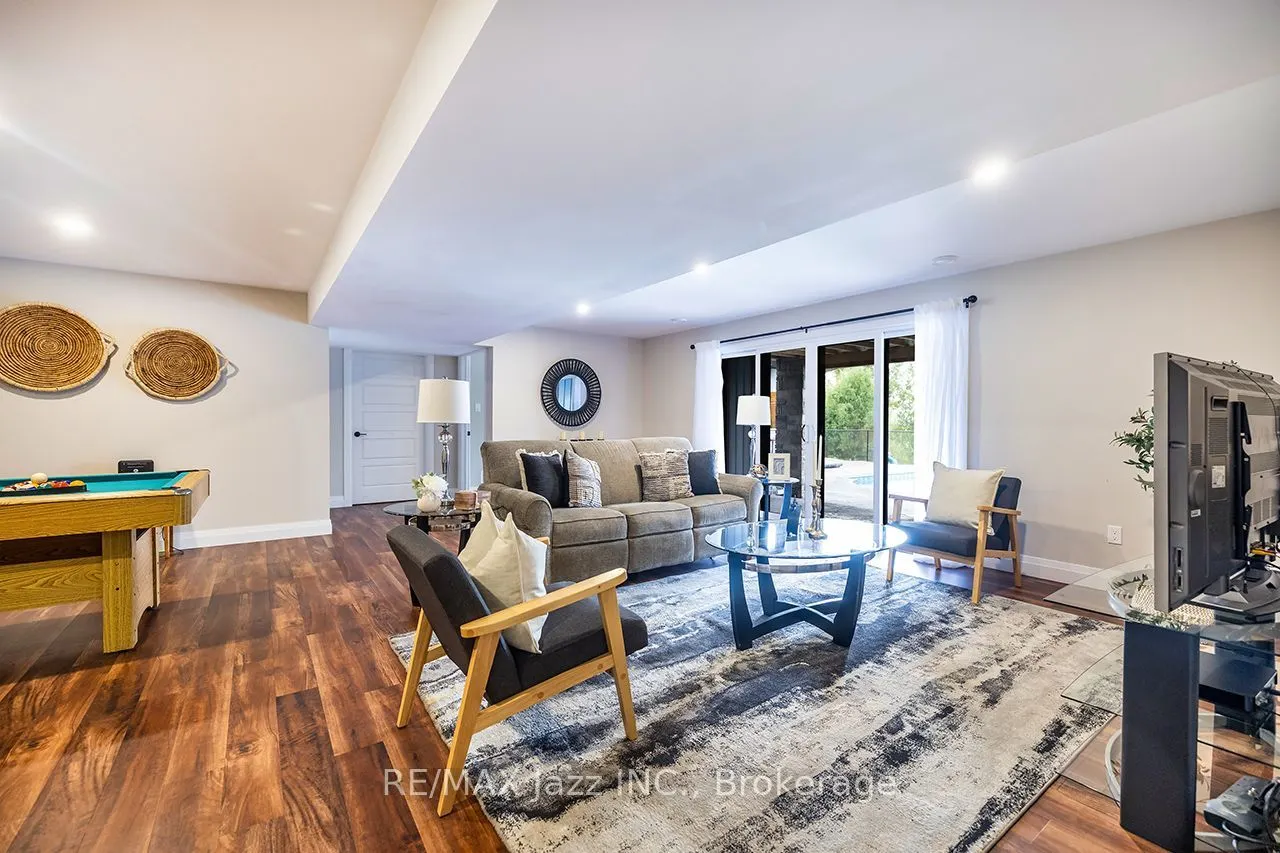 411 Sunset Crescent