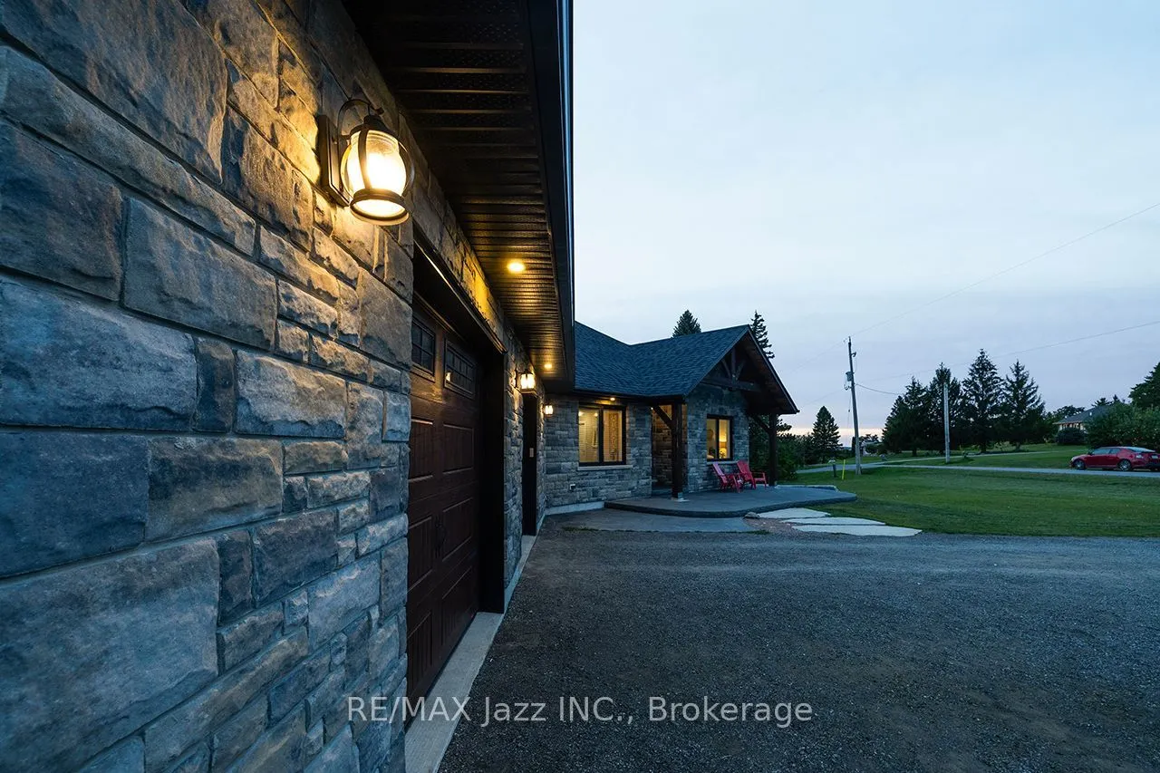 411 Sunset Crescent