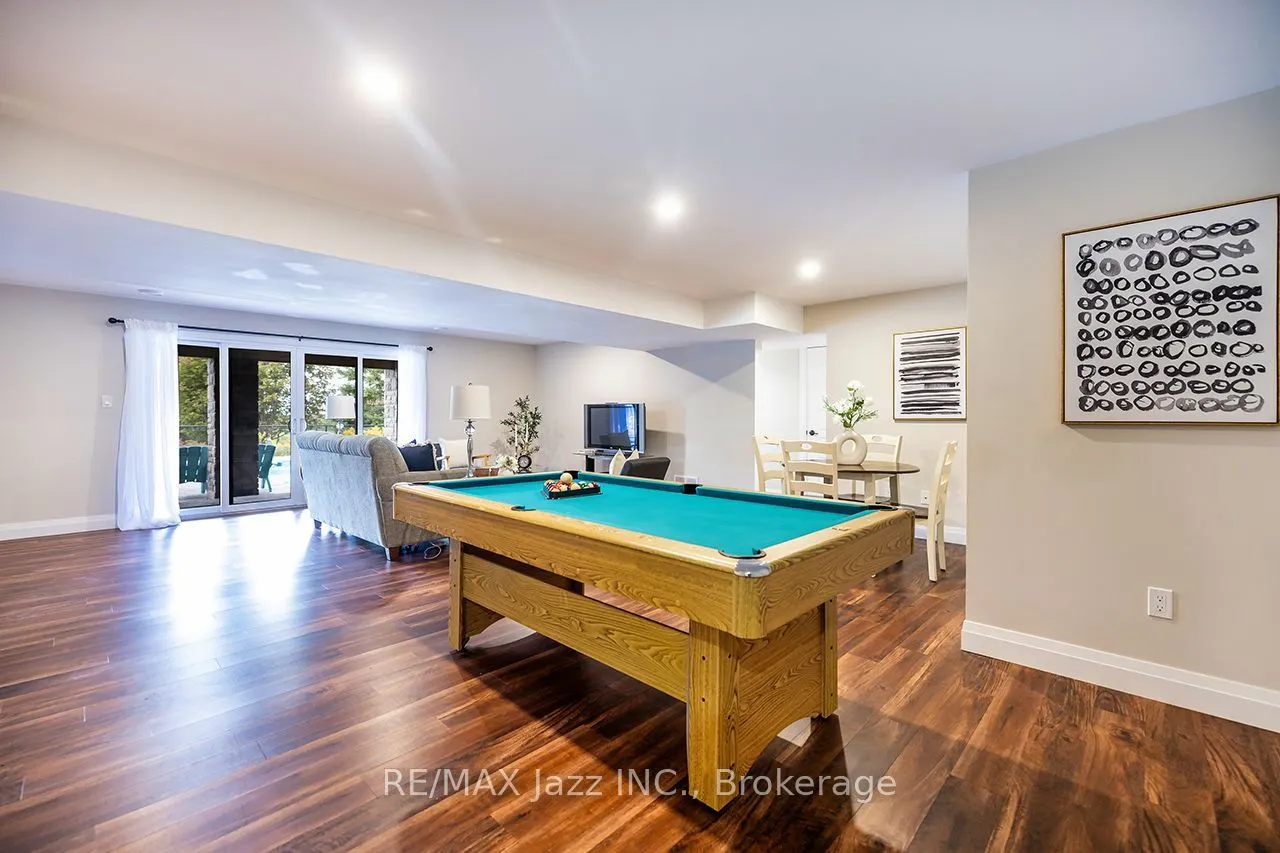 411 Sunset Crescent