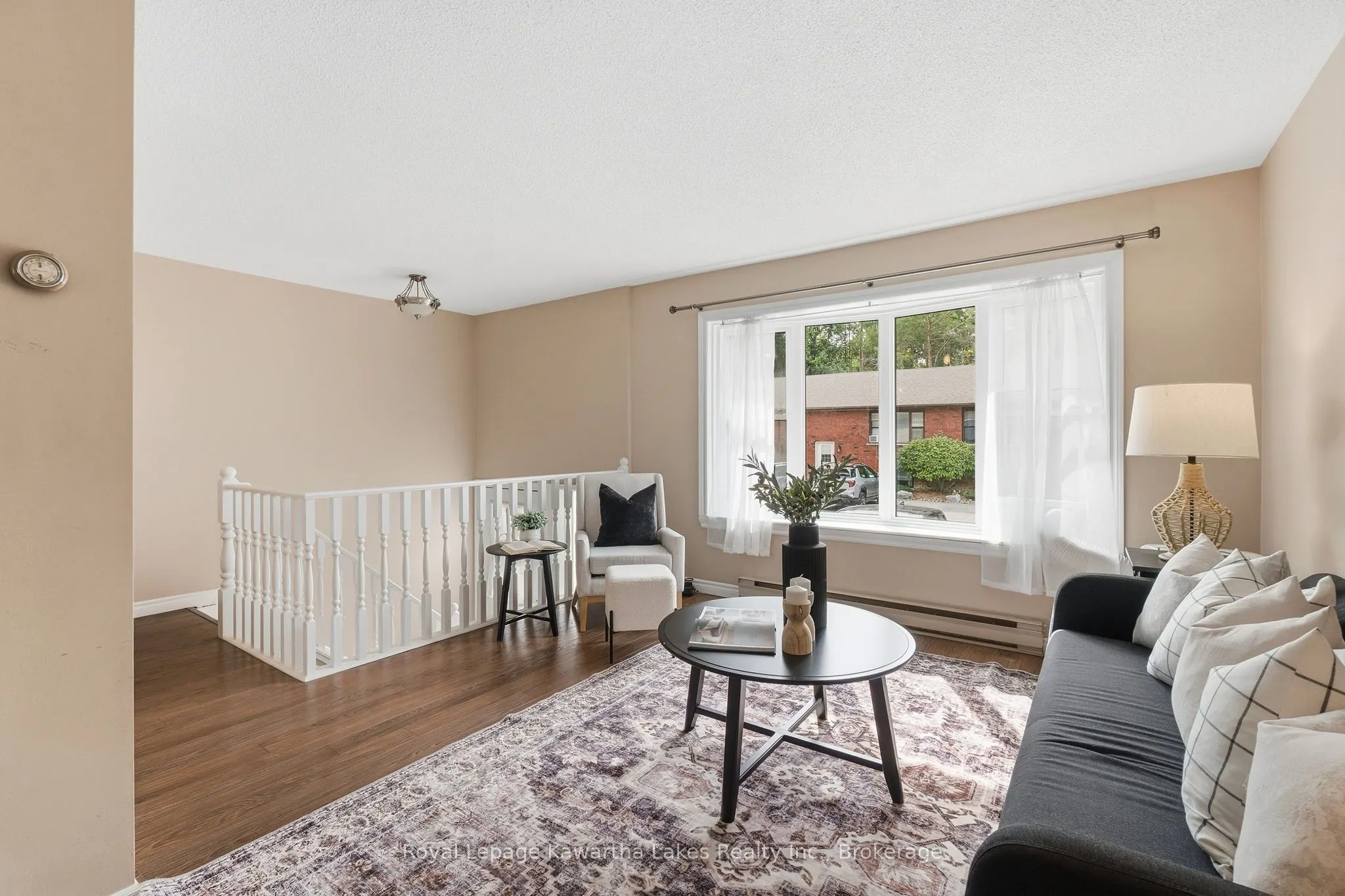 115 Mary Street W #27