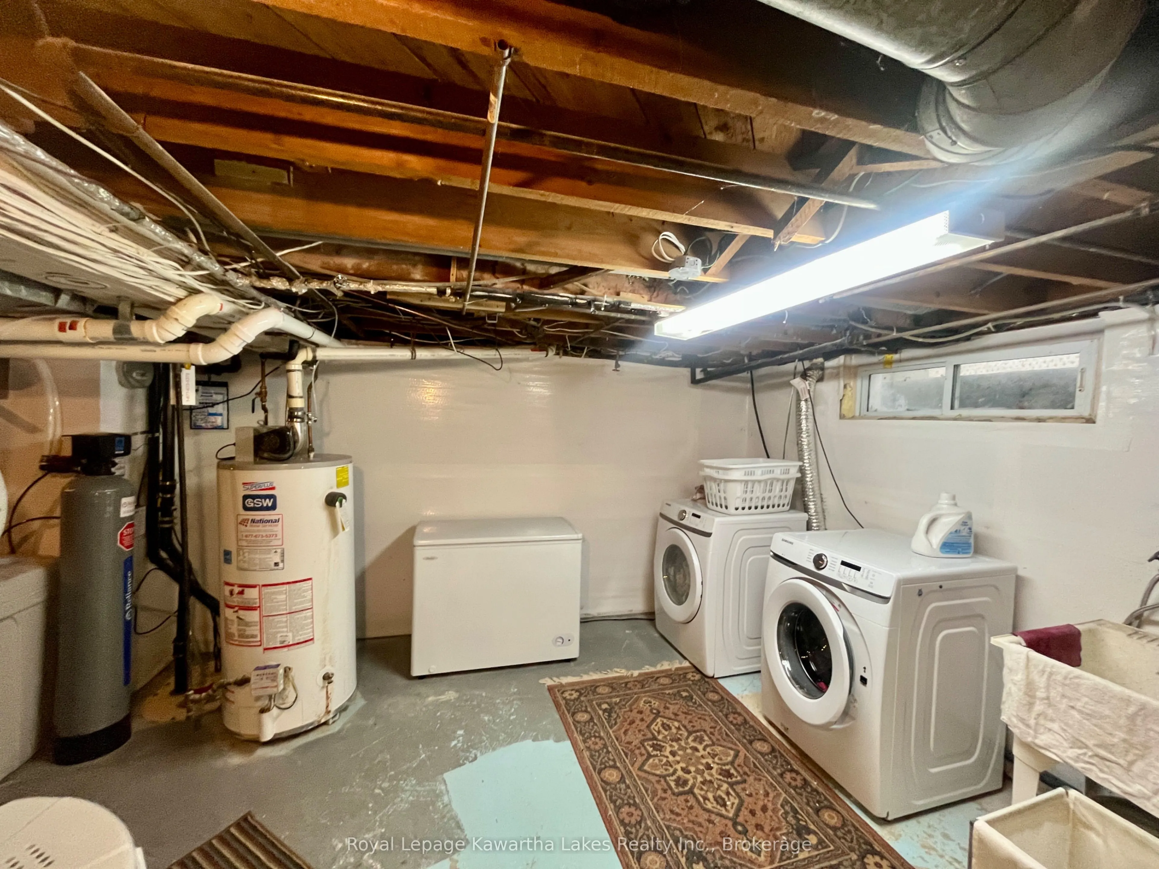 114 Colborne Street W