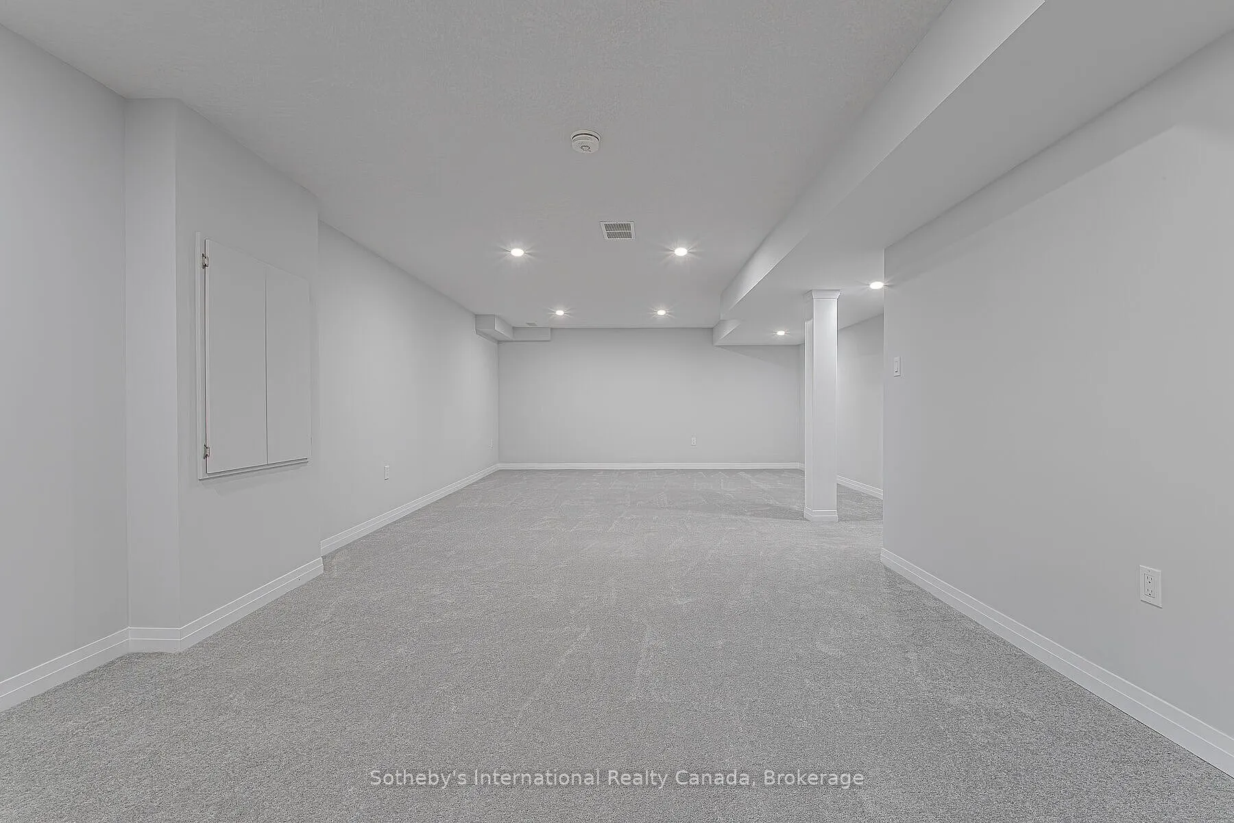 550 Grey Street #52