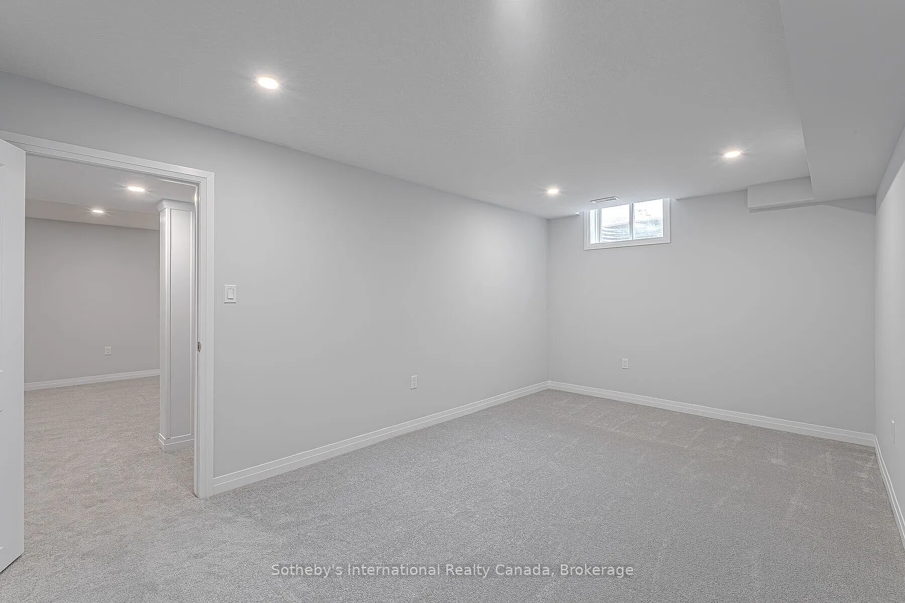 550 Grey Street #52