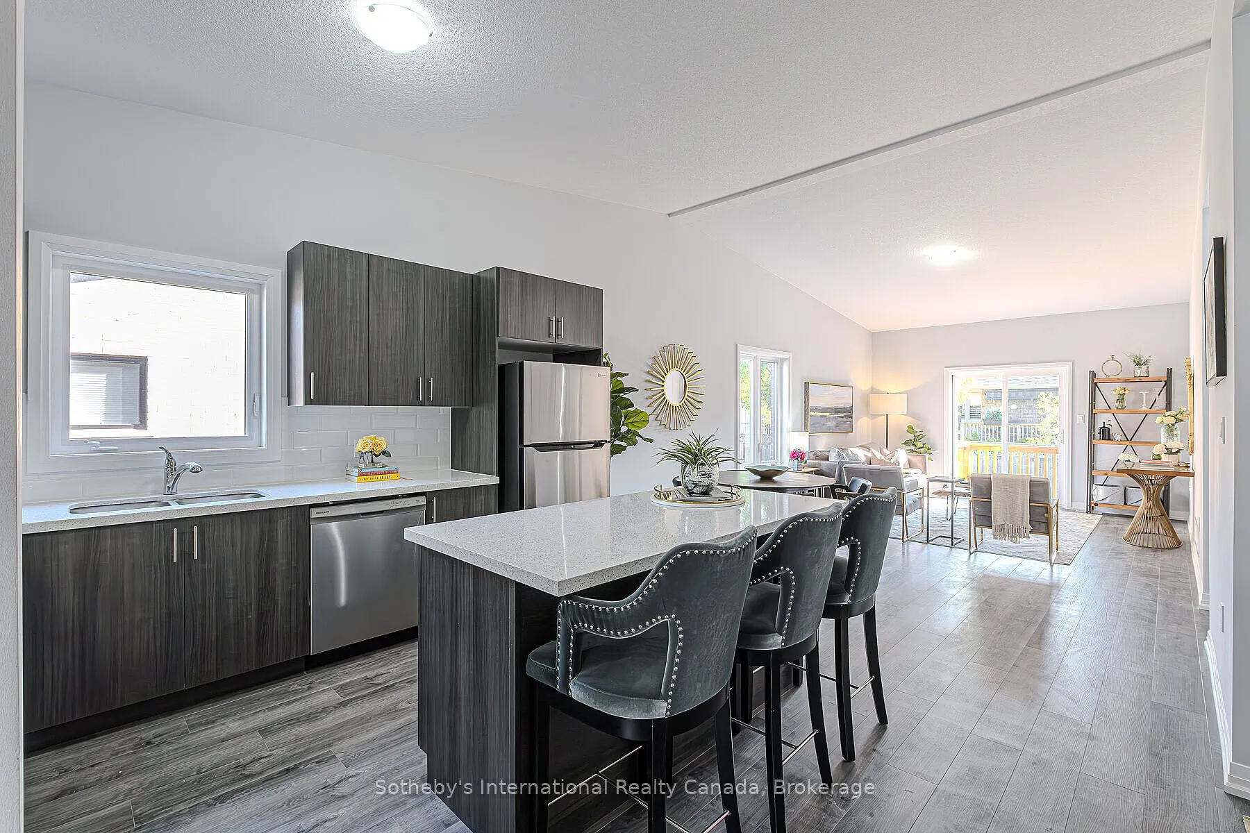 550 Grey Street #52