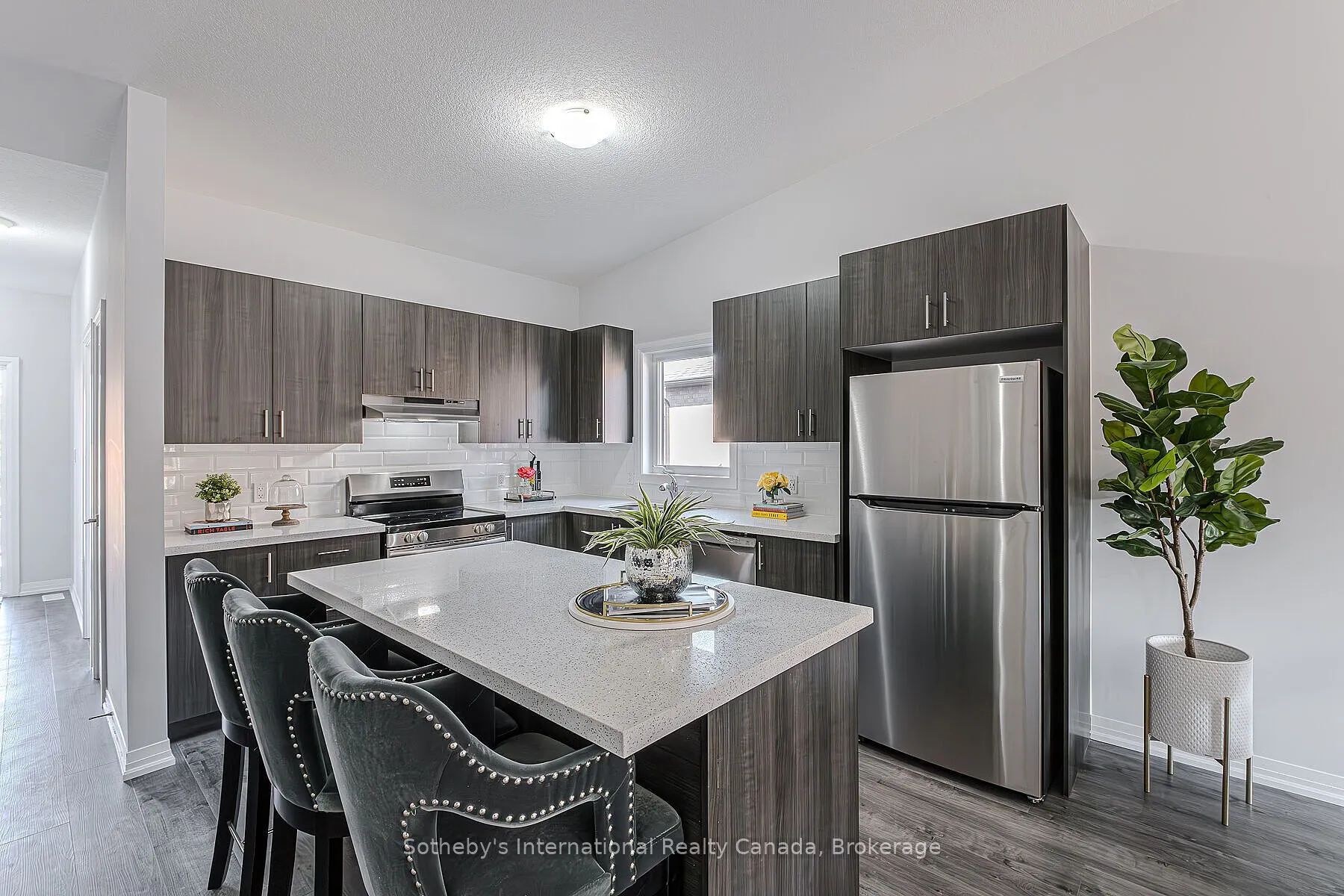 550 Grey Street #52
