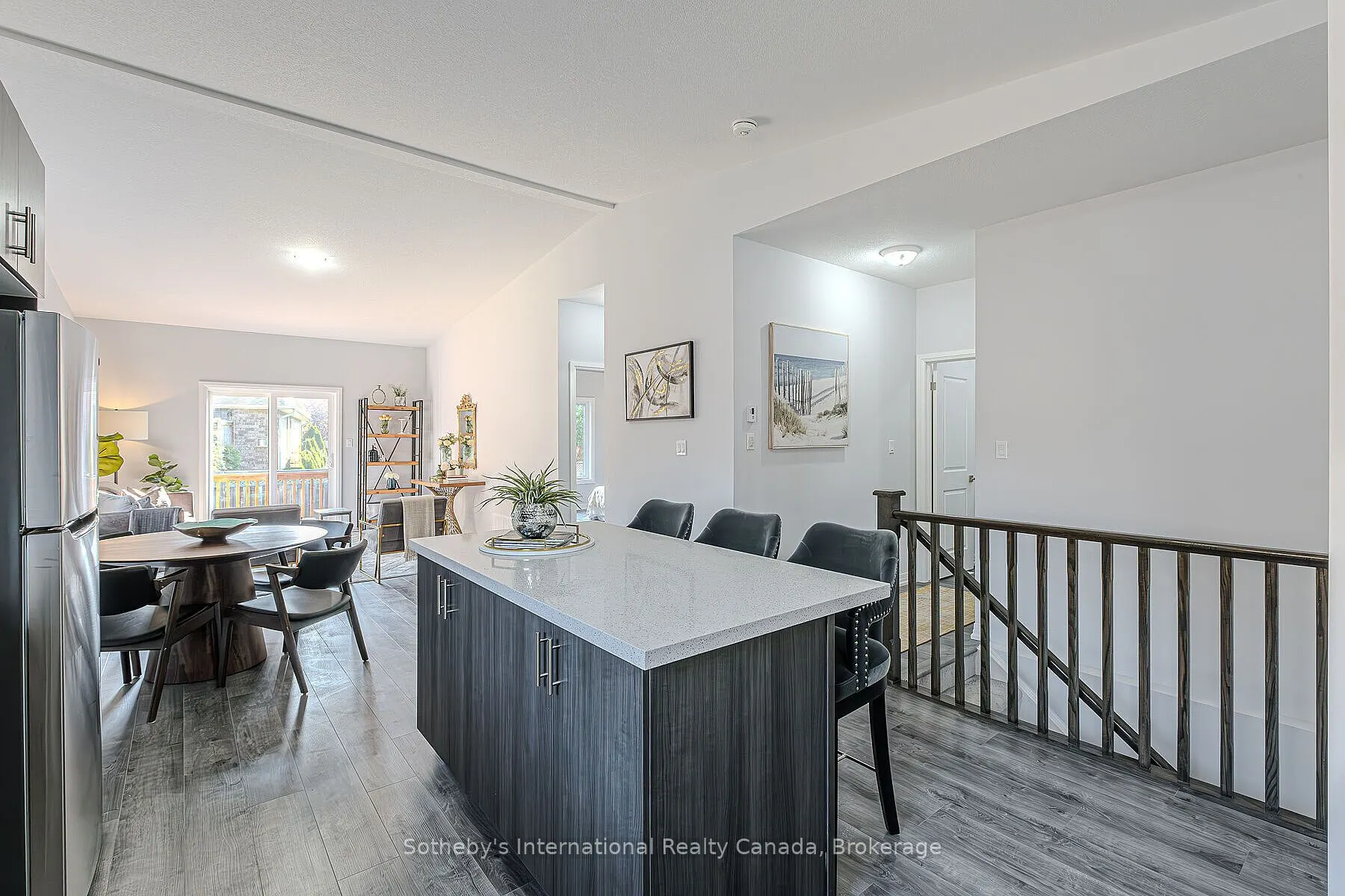 550 Grey Street #52