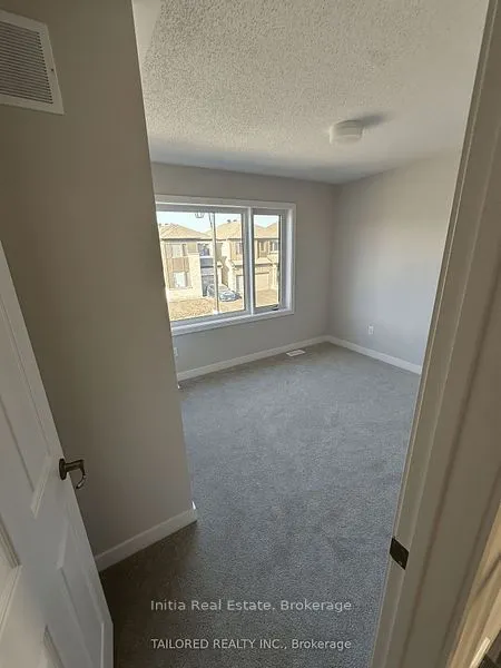 202 Gibbous Place