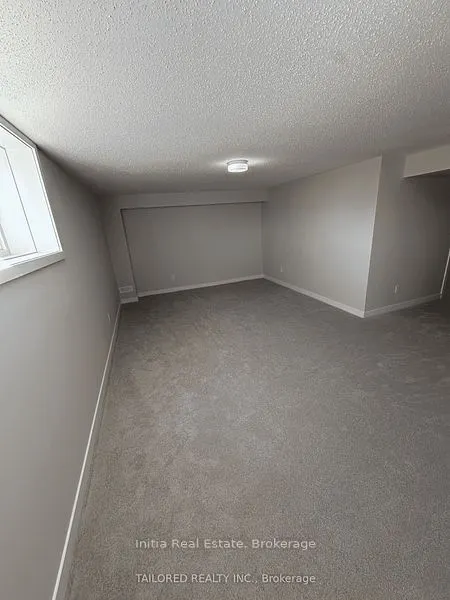 202 Gibbous Place