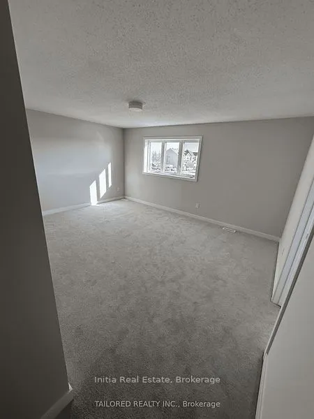 202 Gibbous Place