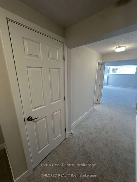 202 Gibbous Place