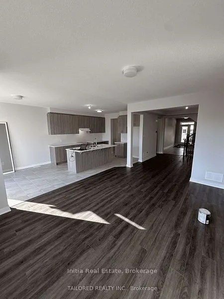 202 Gibbous Place