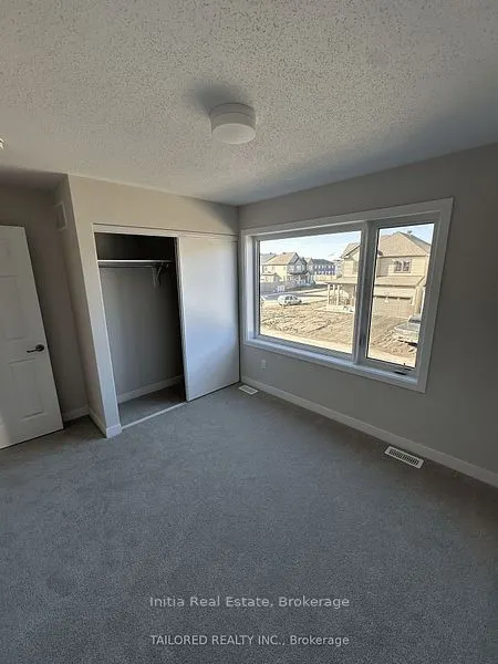 202 Gibbous Place
