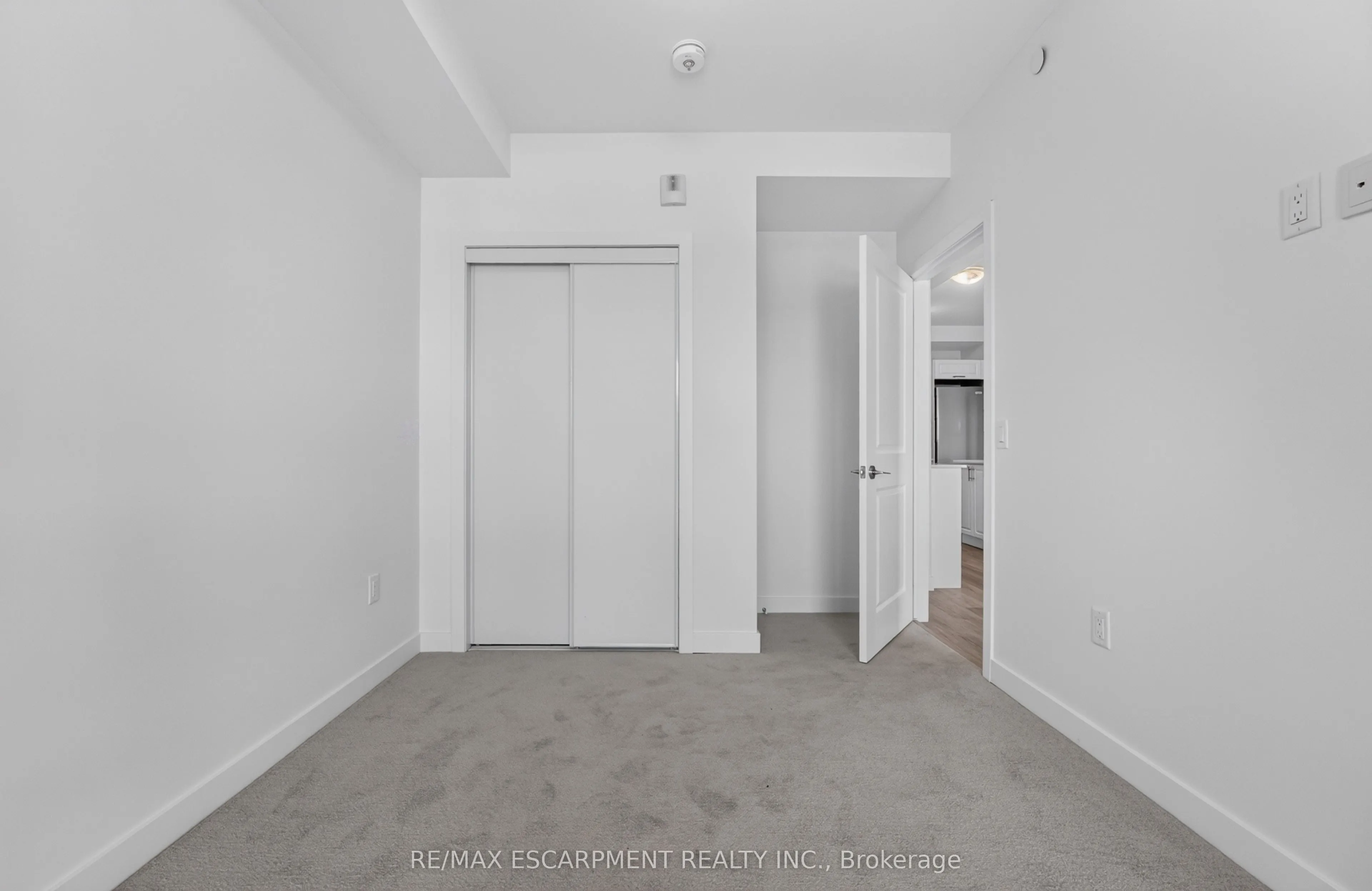 461 Green Road #211
