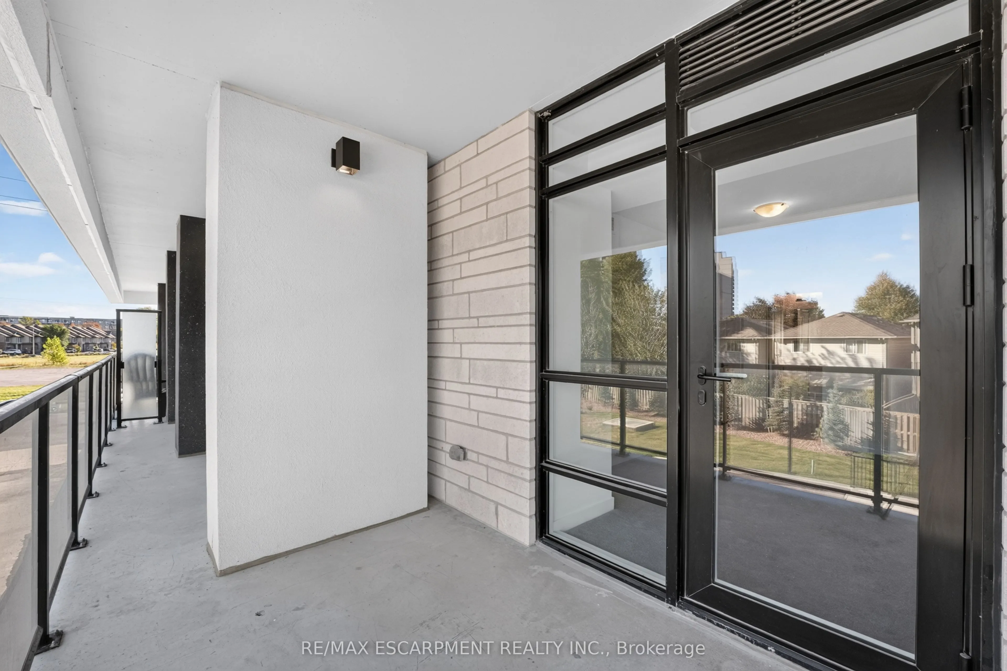 461 Green Road #211