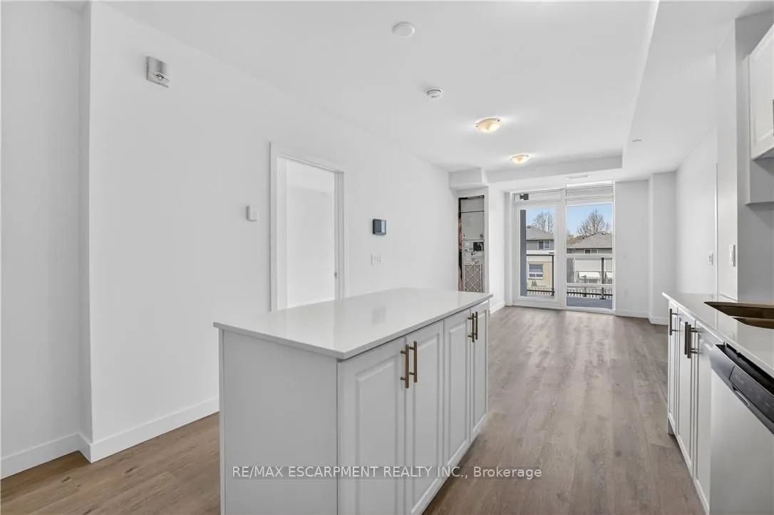 461 Green Road #211