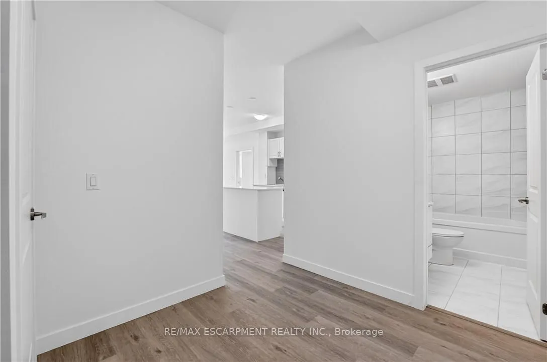 461 Green Road #211