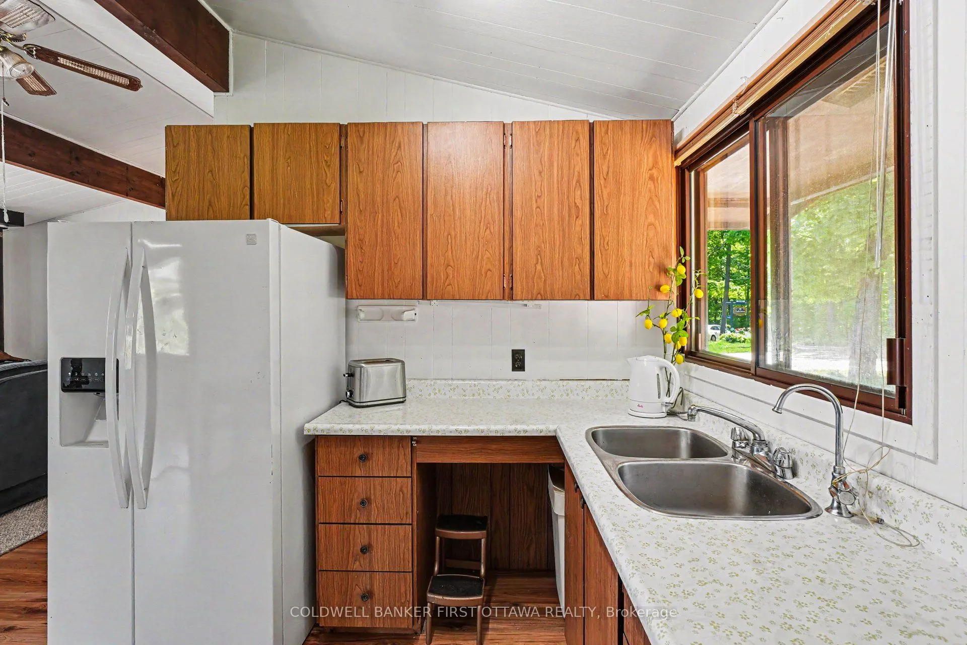 1394 Black Lake North Shore