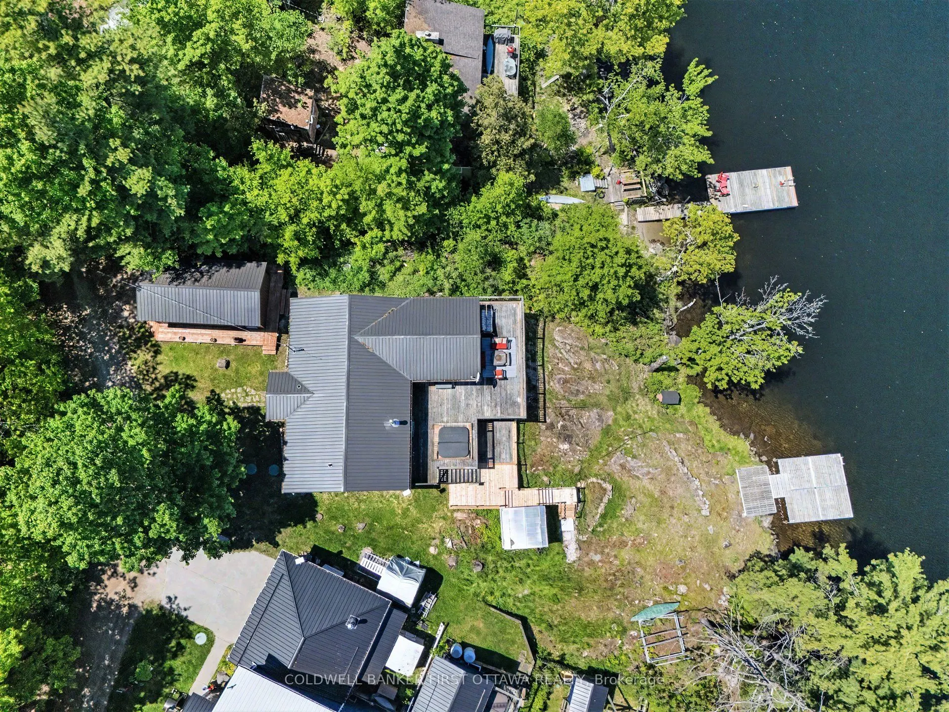 1394 Black Lake North Shore