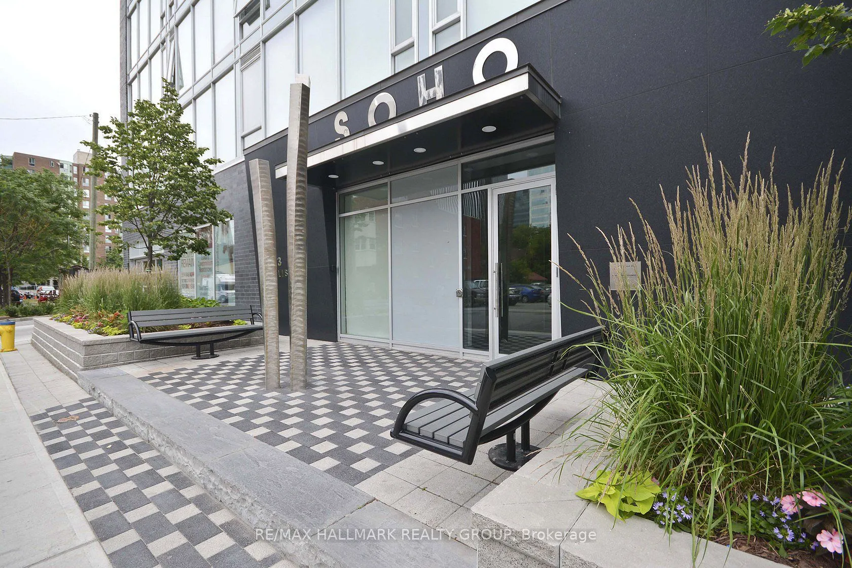 300 Lisgar Street #201