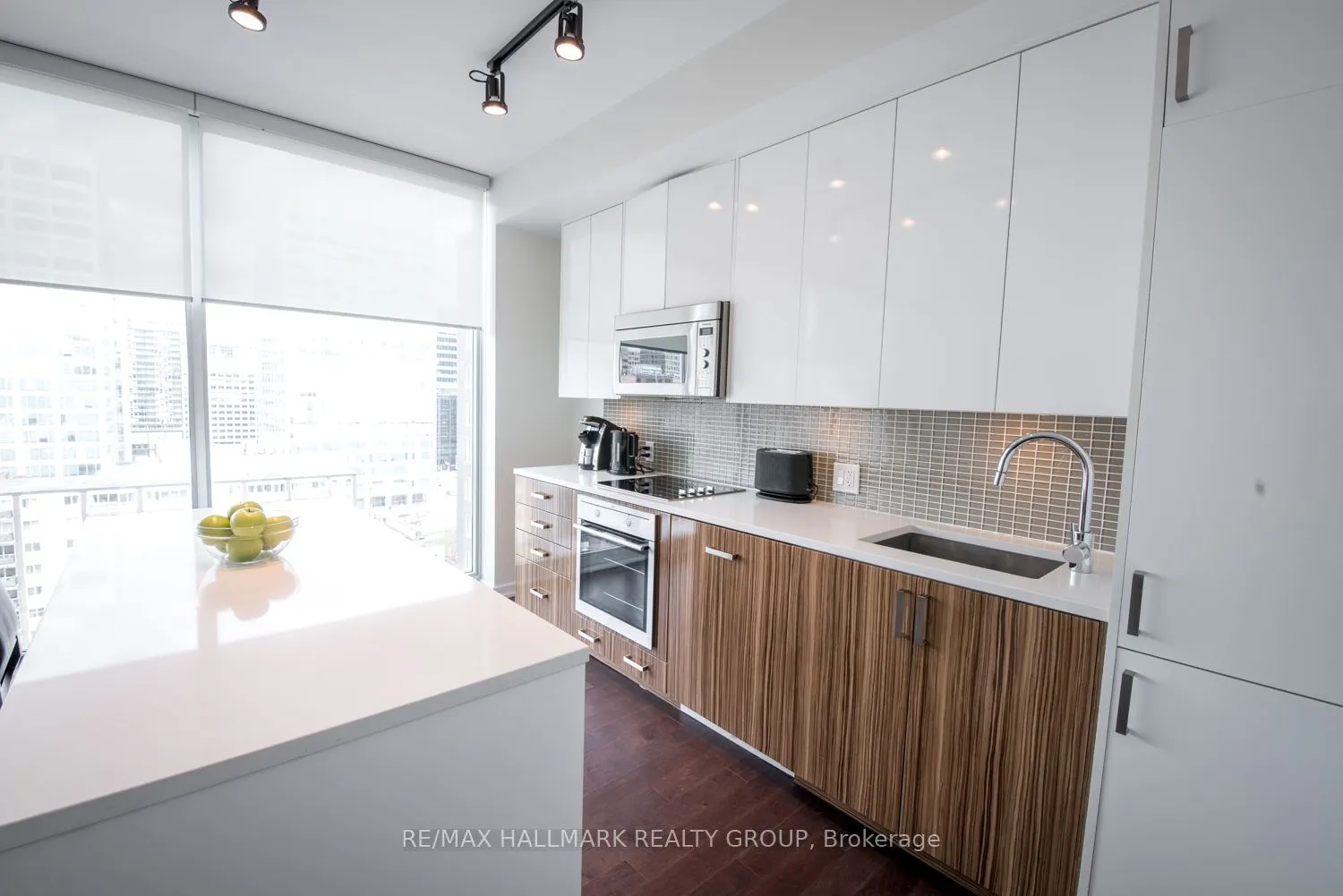 300 Lisgar Street #1203