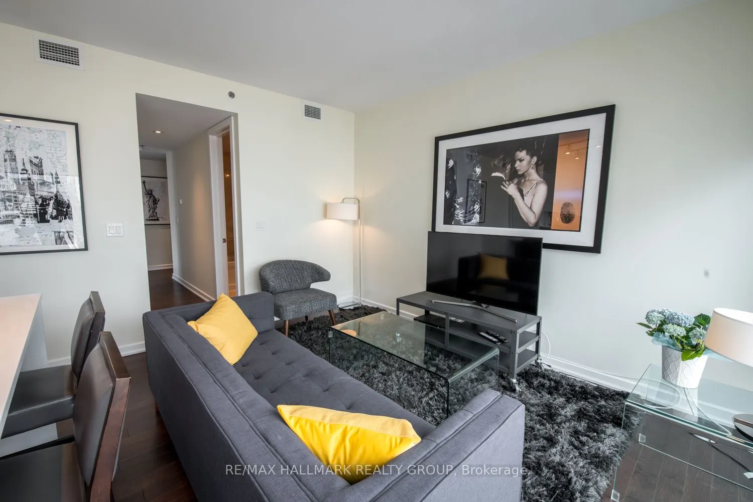 300 Lisgar Street #1203