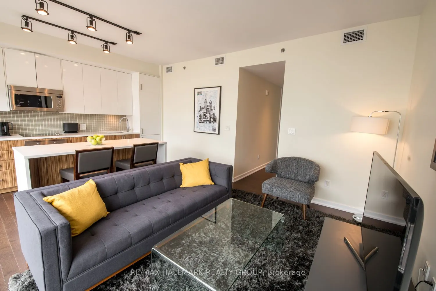 300 Lisgar Street #1203