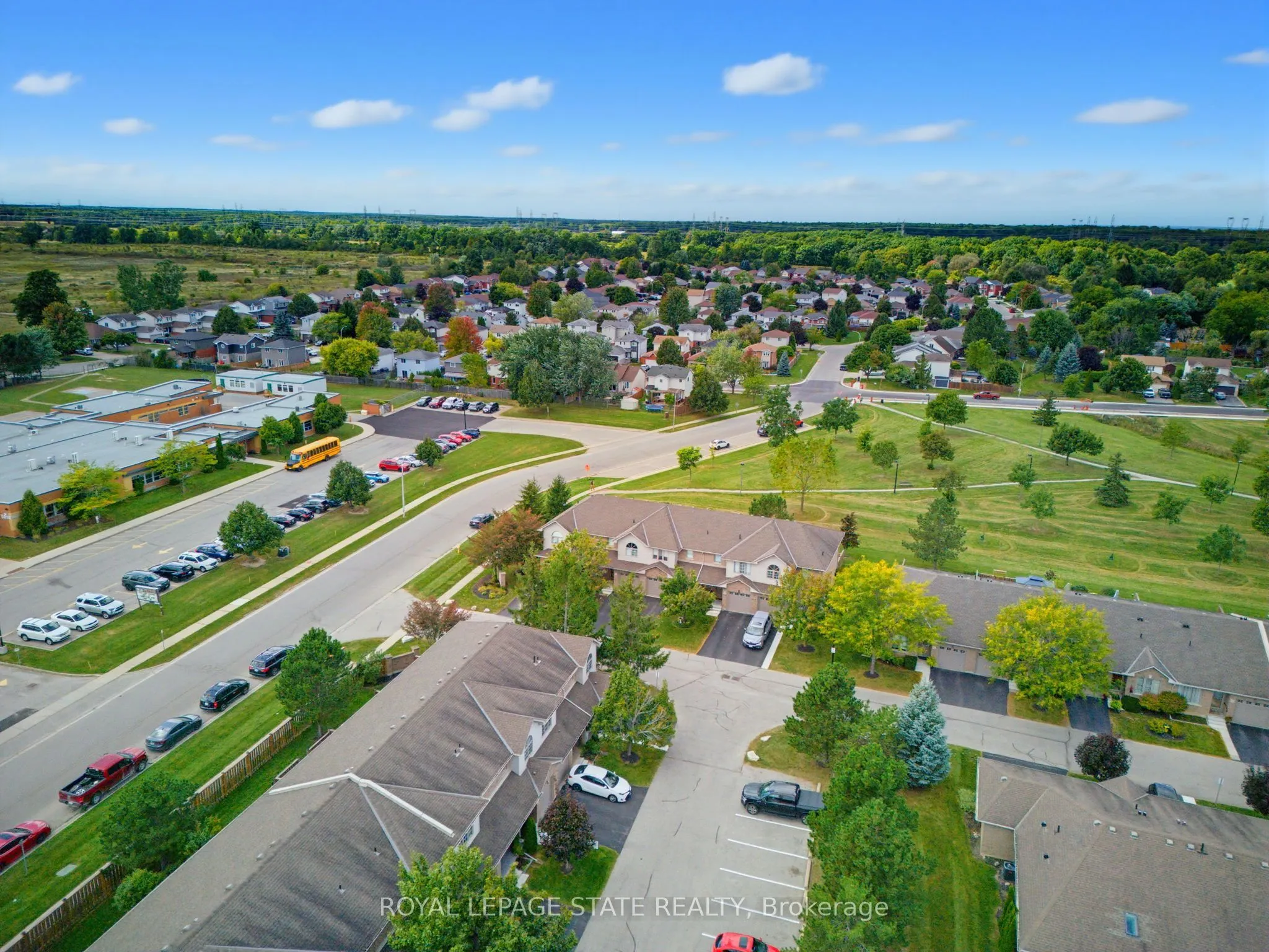 40 Braemar Avenue #2