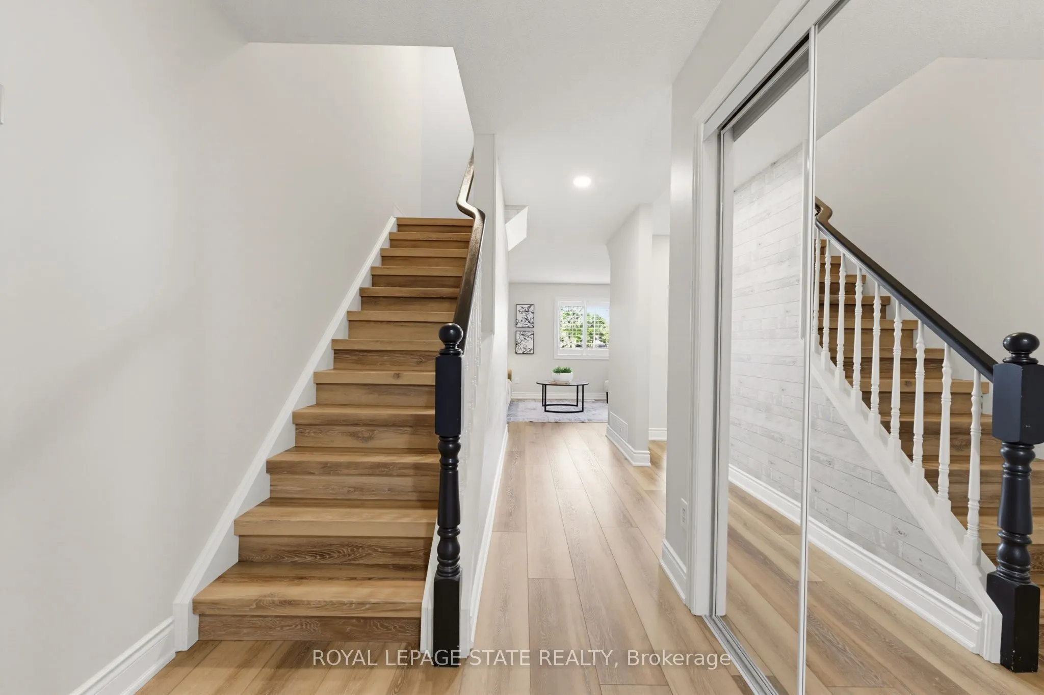 40 Braemar Avenue #2