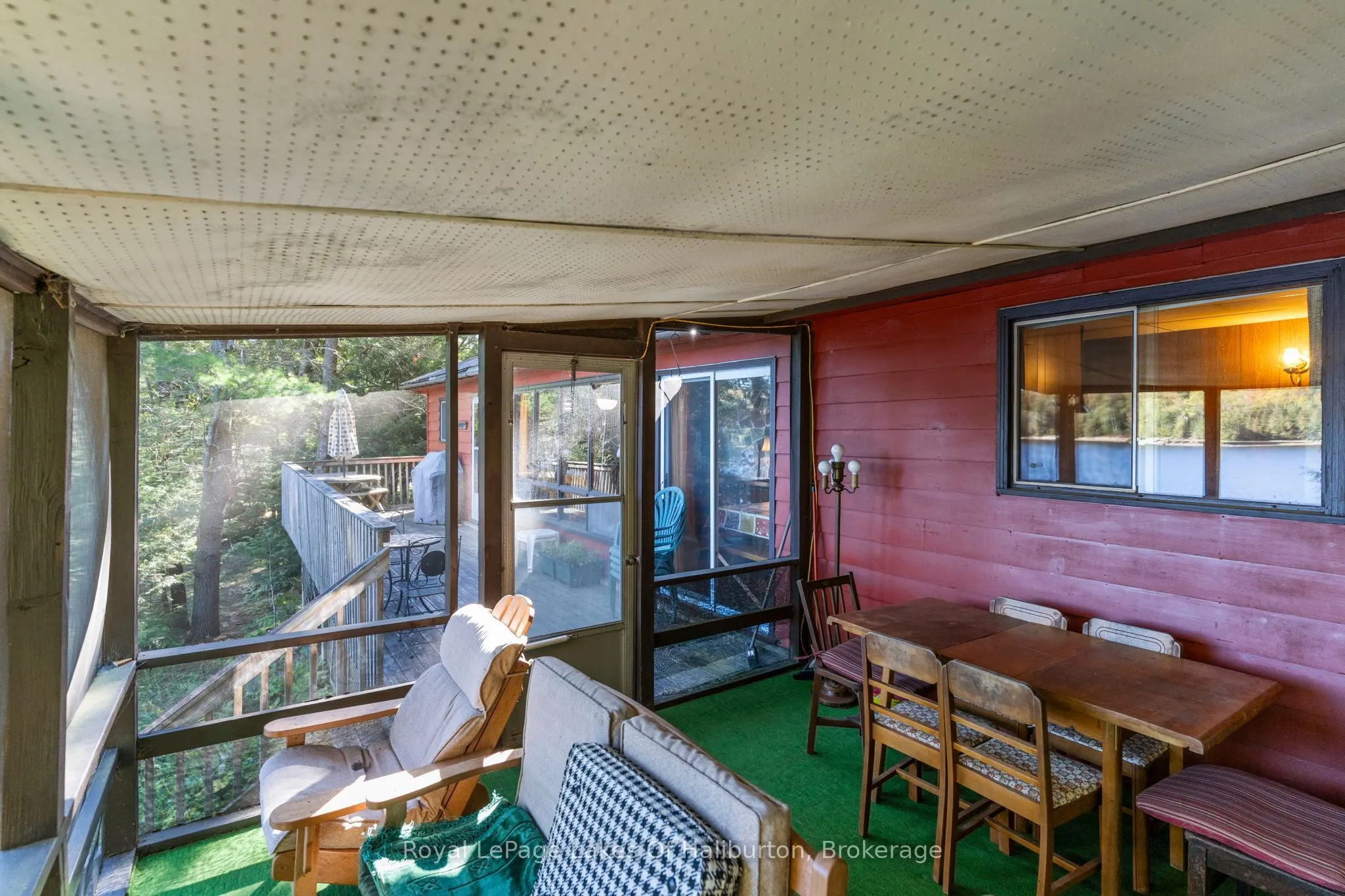 1081 Hadley Lane