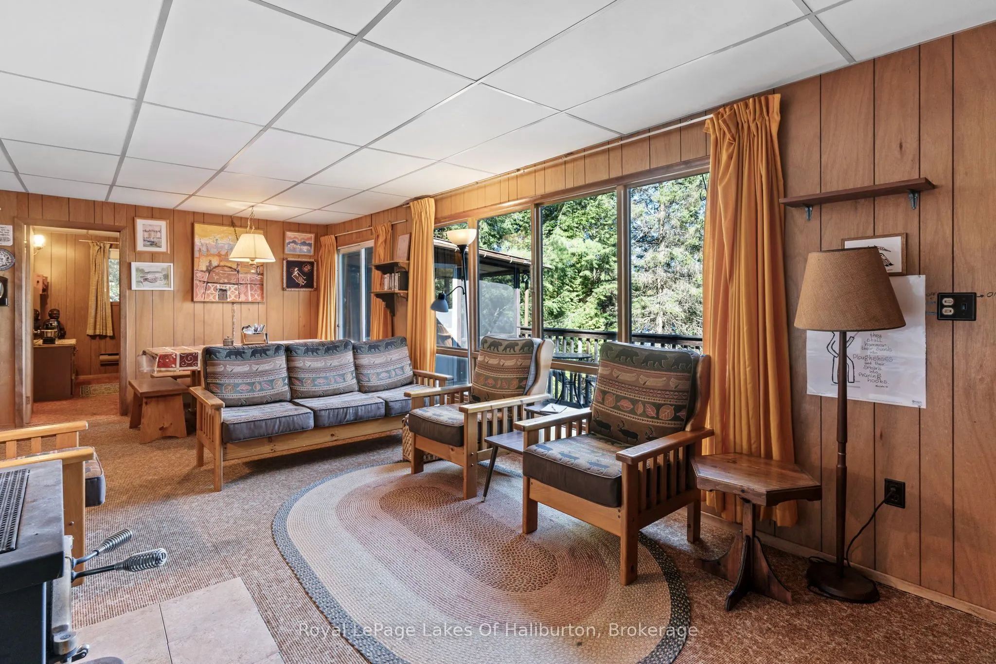 1081 Hadley Lane