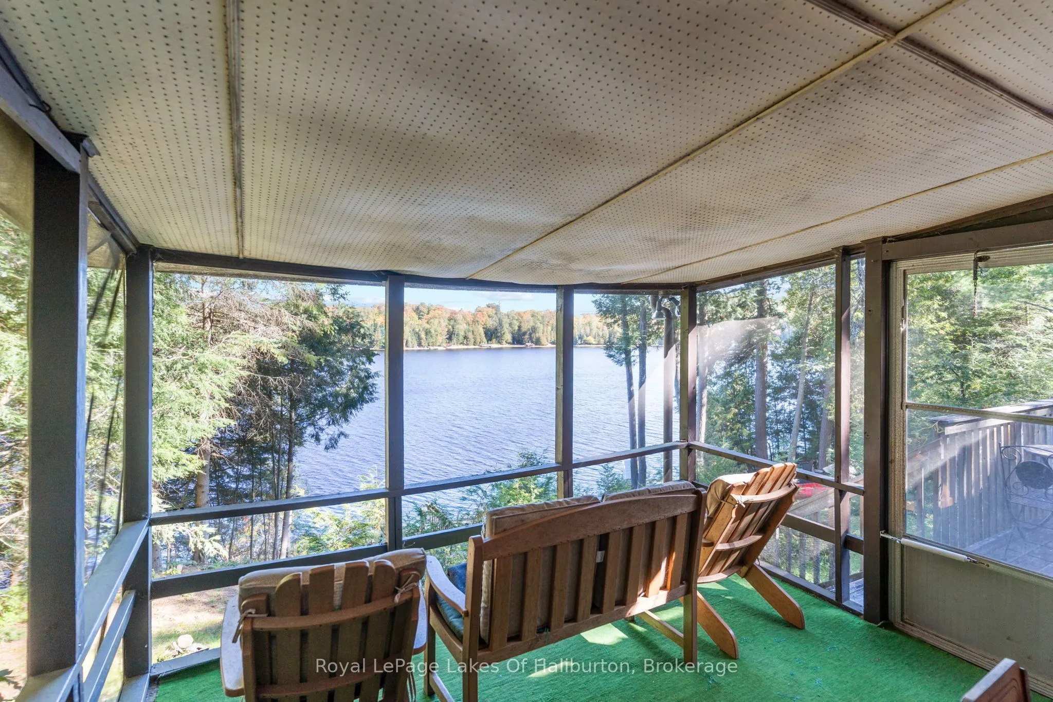 1081 Hadley Lane