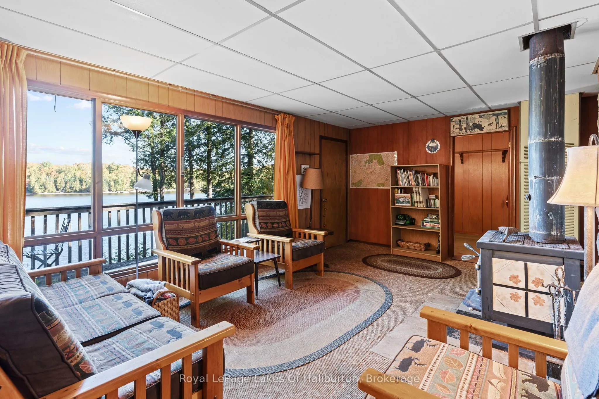 1081 Hadley Lane