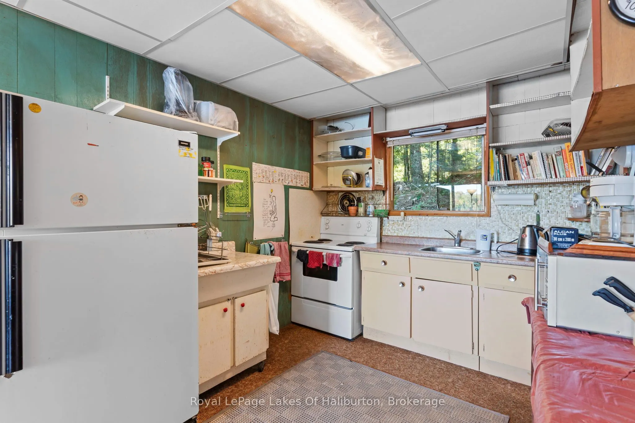1081 Hadley Lane