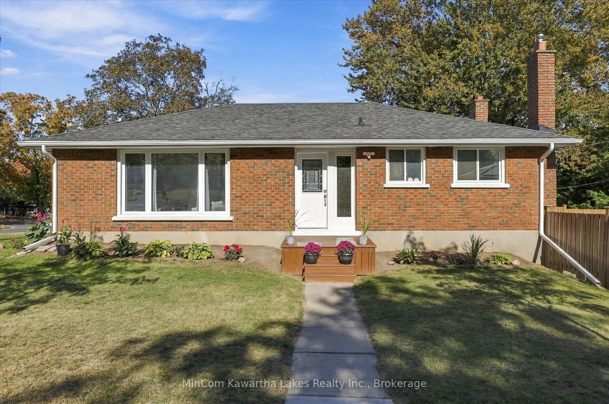 398 Applegrove Avenue