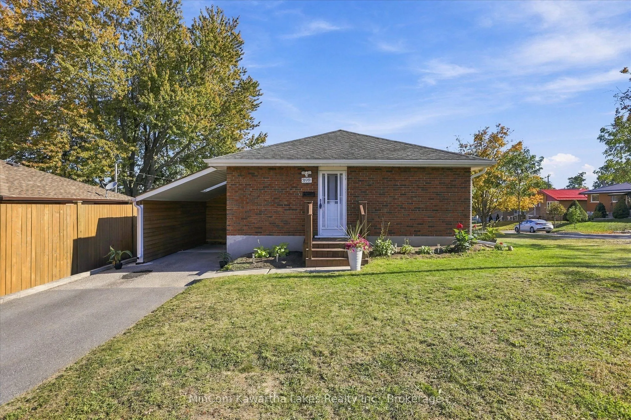 398 Applegrove Avenue