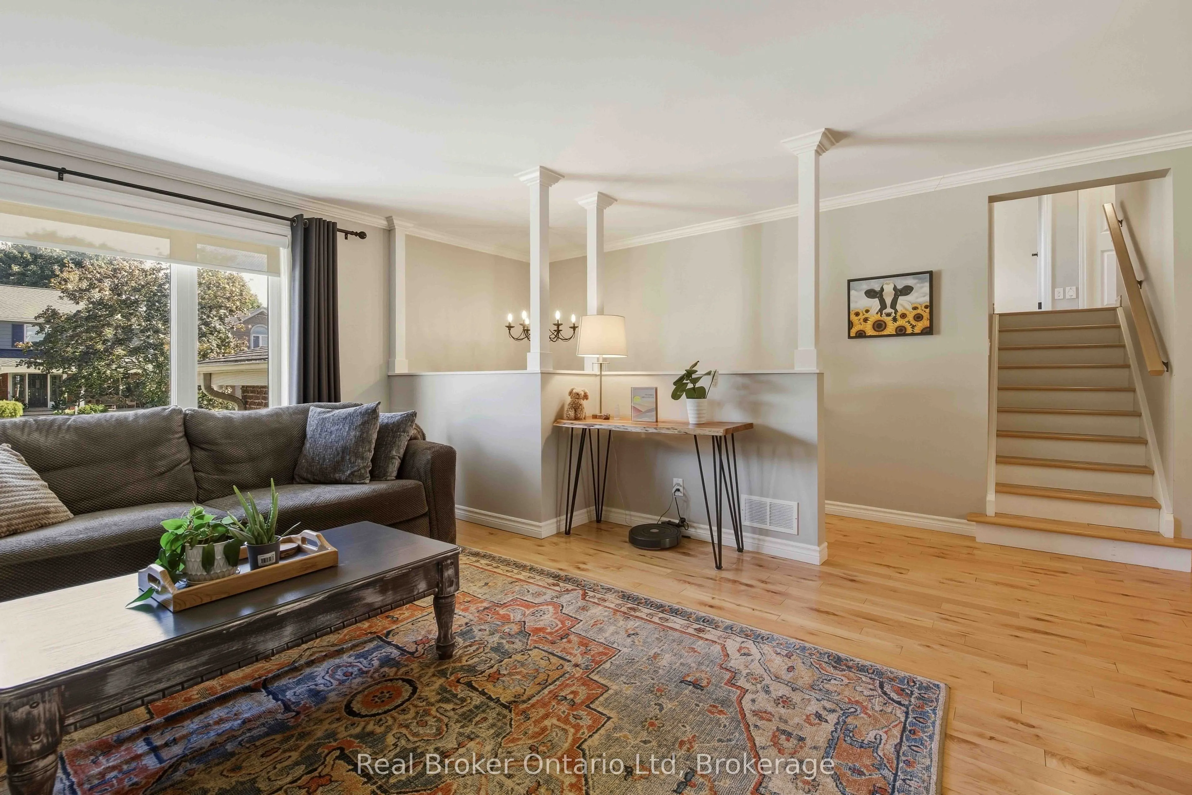 126 5th Avenue E