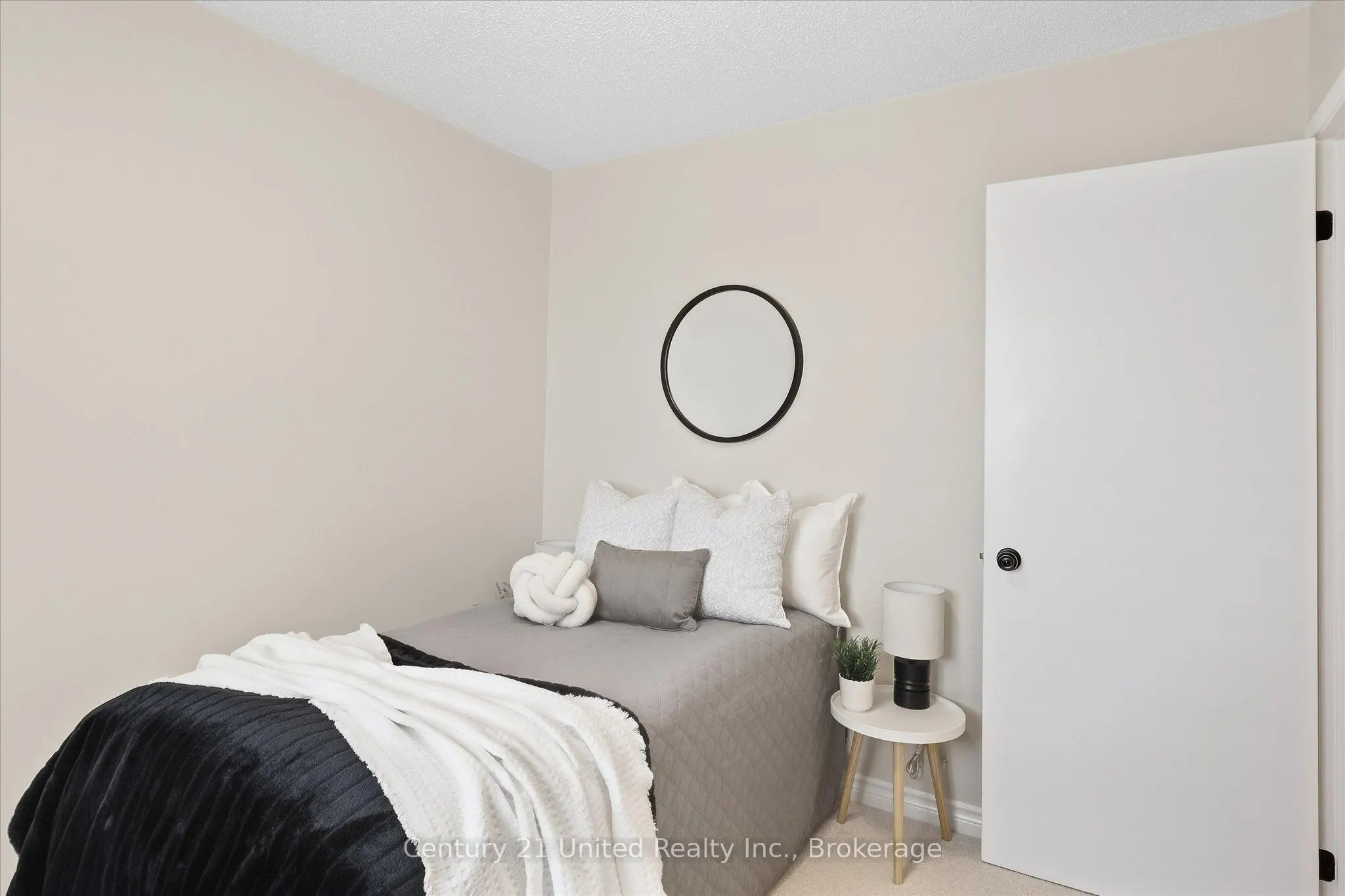 2406 Mountland Drive #202