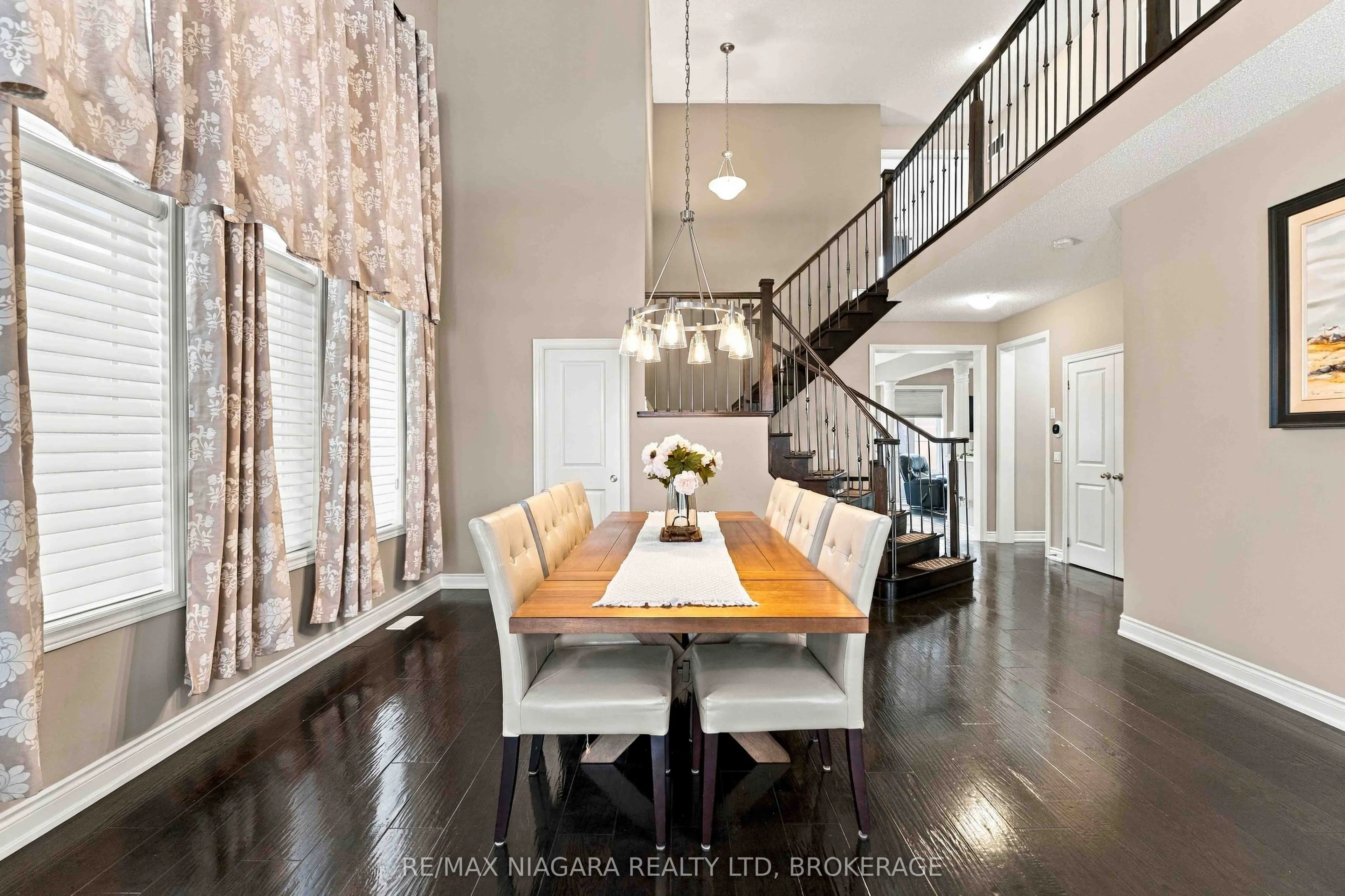 15 Fox Grape Road