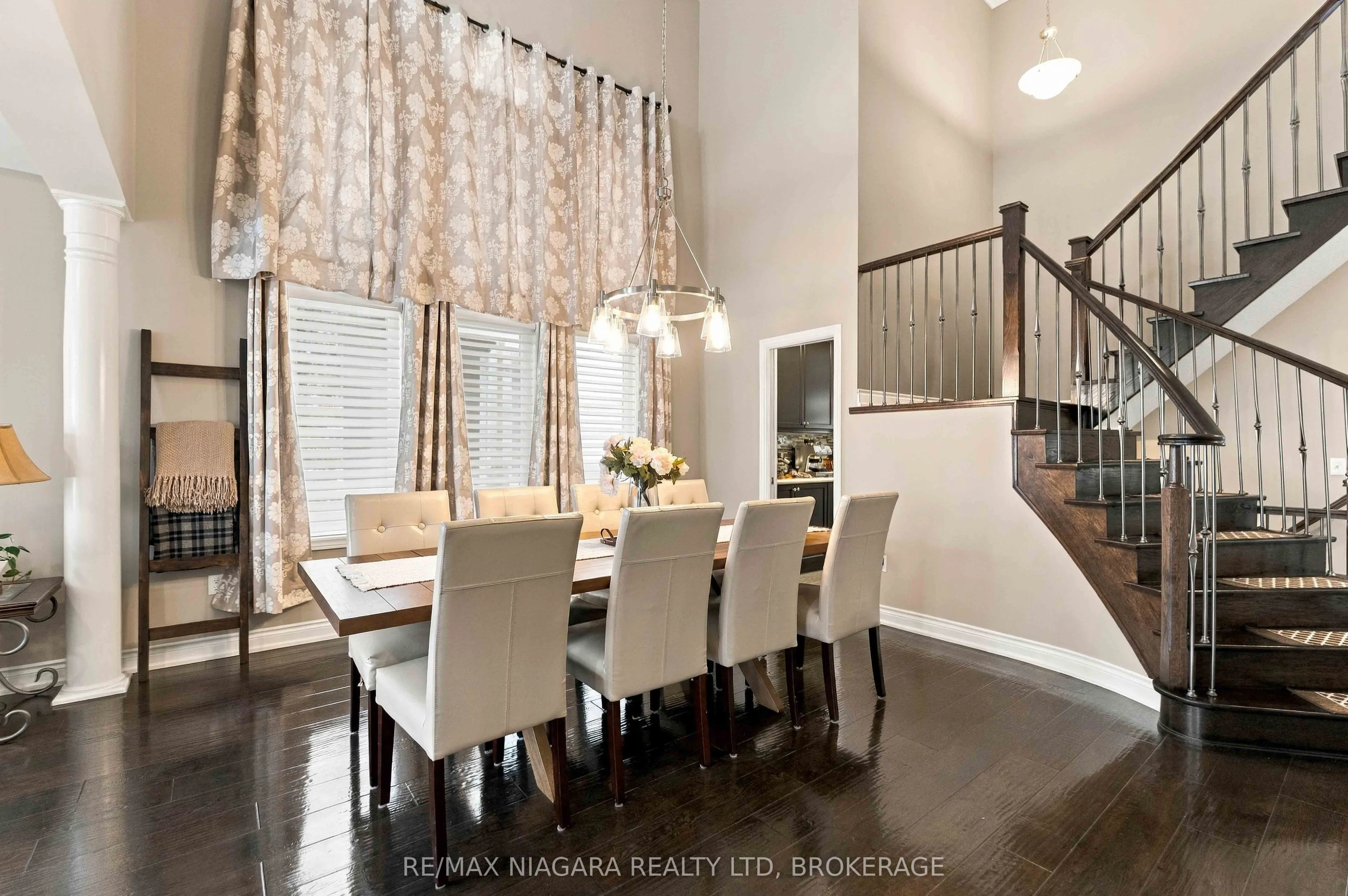 15 Fox Grape Road
