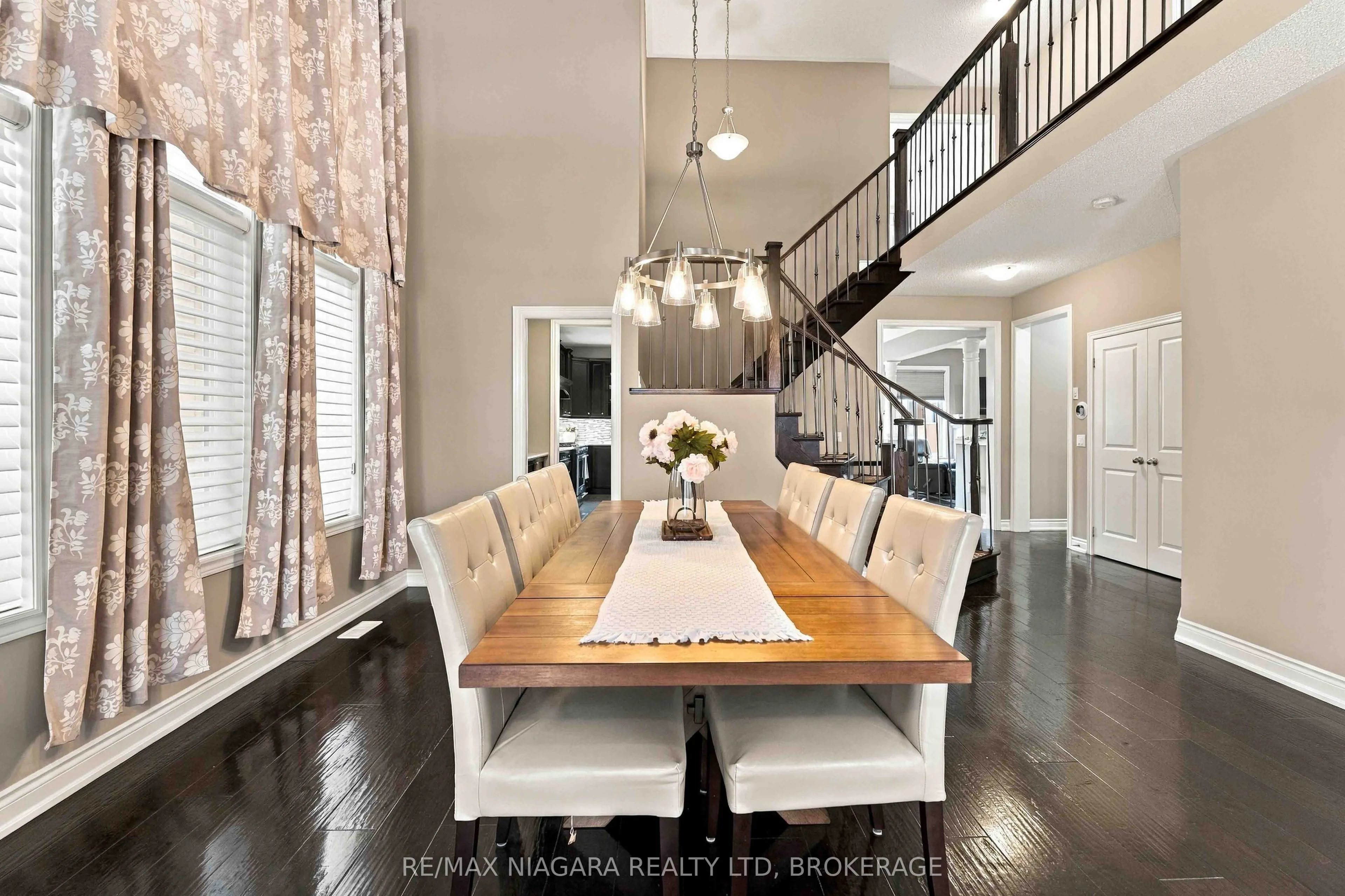 15 Fox Grape Road