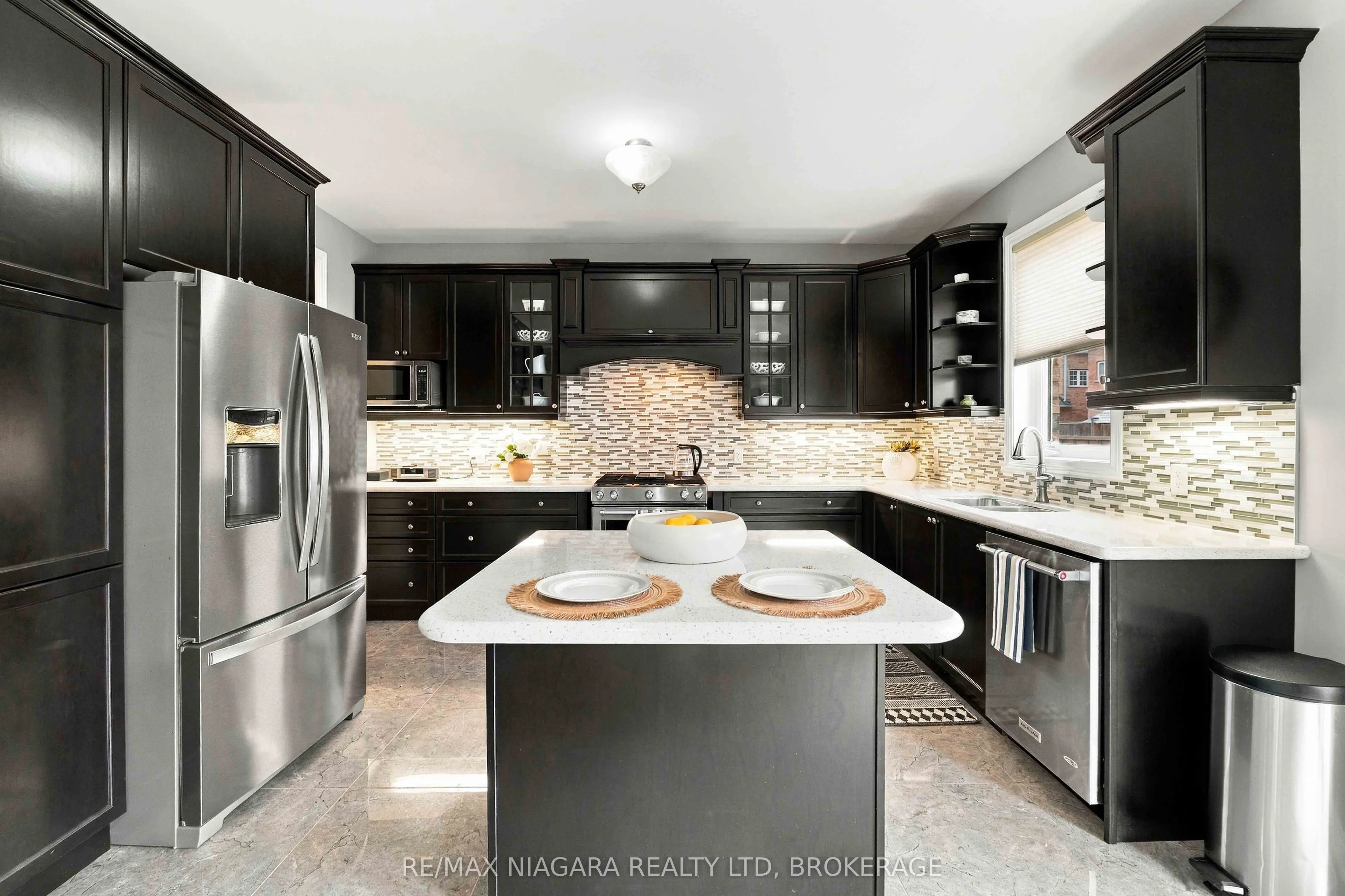 15 Fox Grape Road
