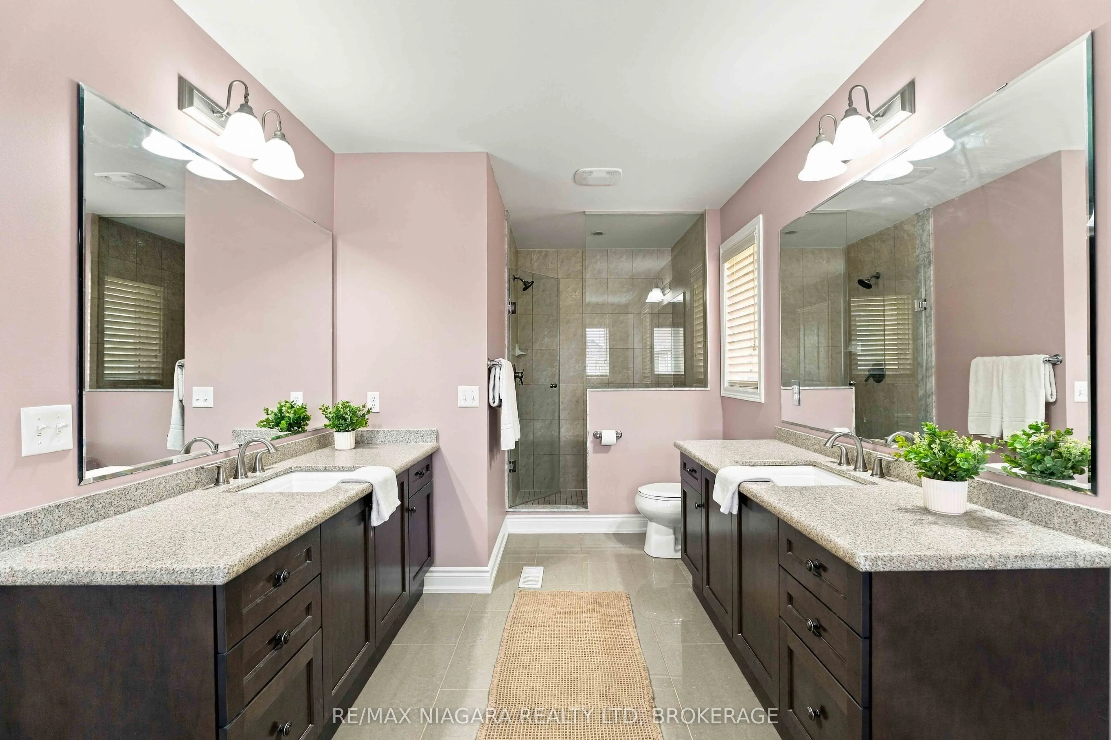 15 Fox Grape Road