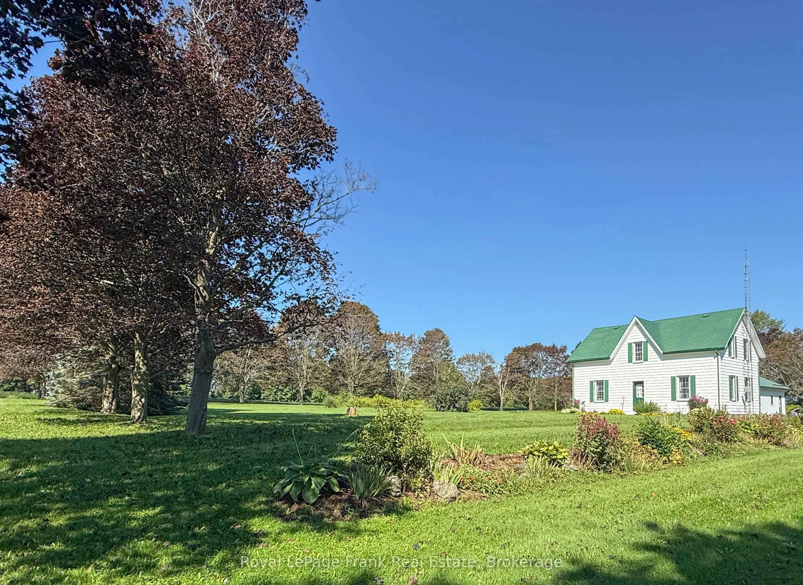 1350 4Th Line Road